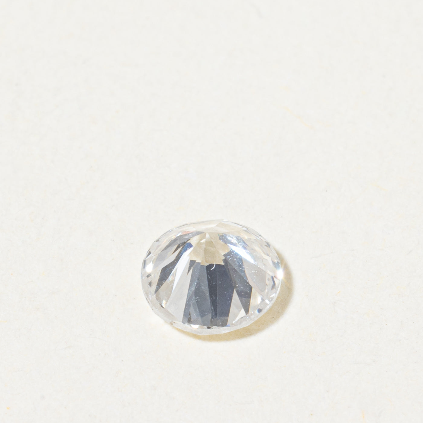 GIA Round Brilliant Cut Loose Diamond | 0.57ct VS2 J |