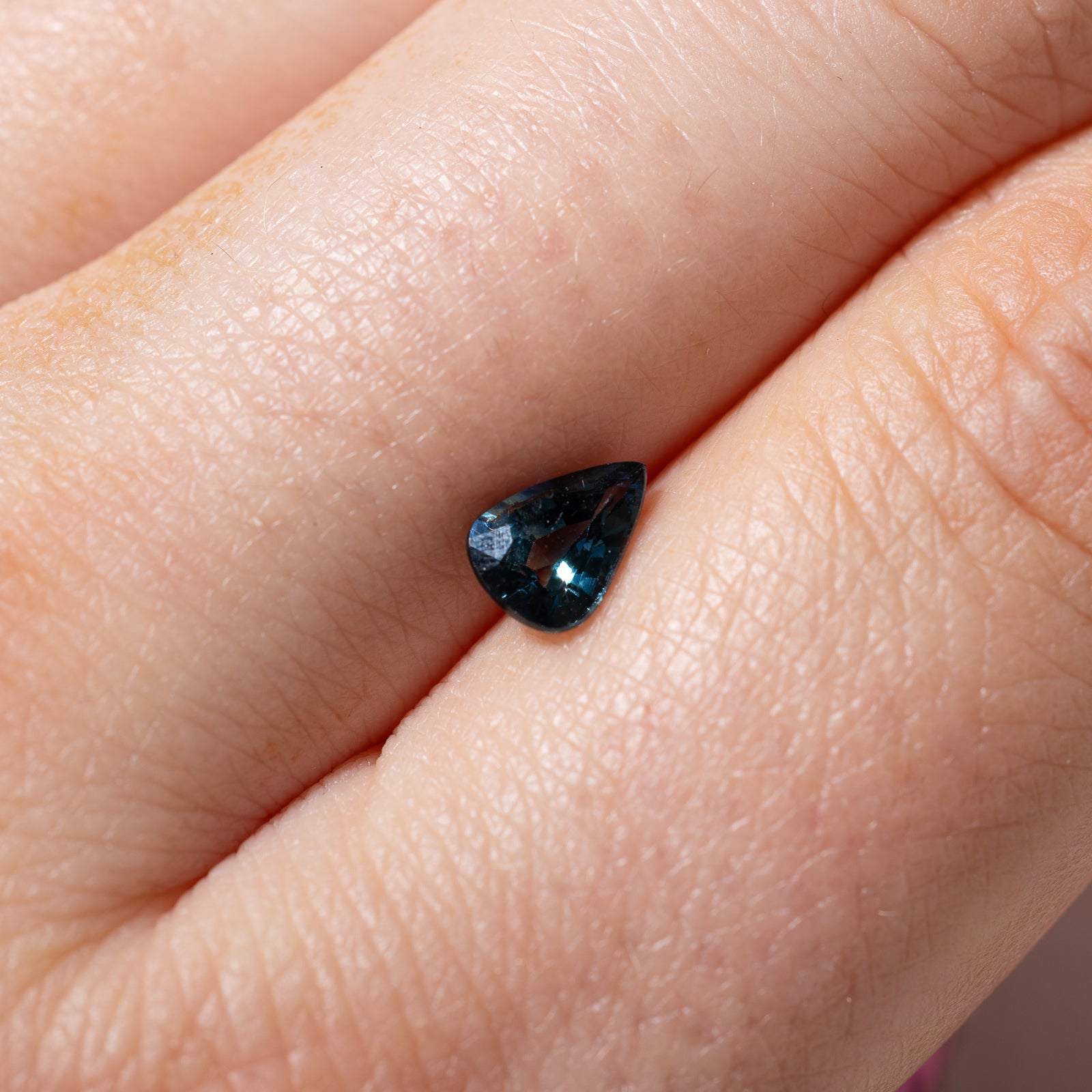 Pear Cut Loose Sapphire | 0.75ct |