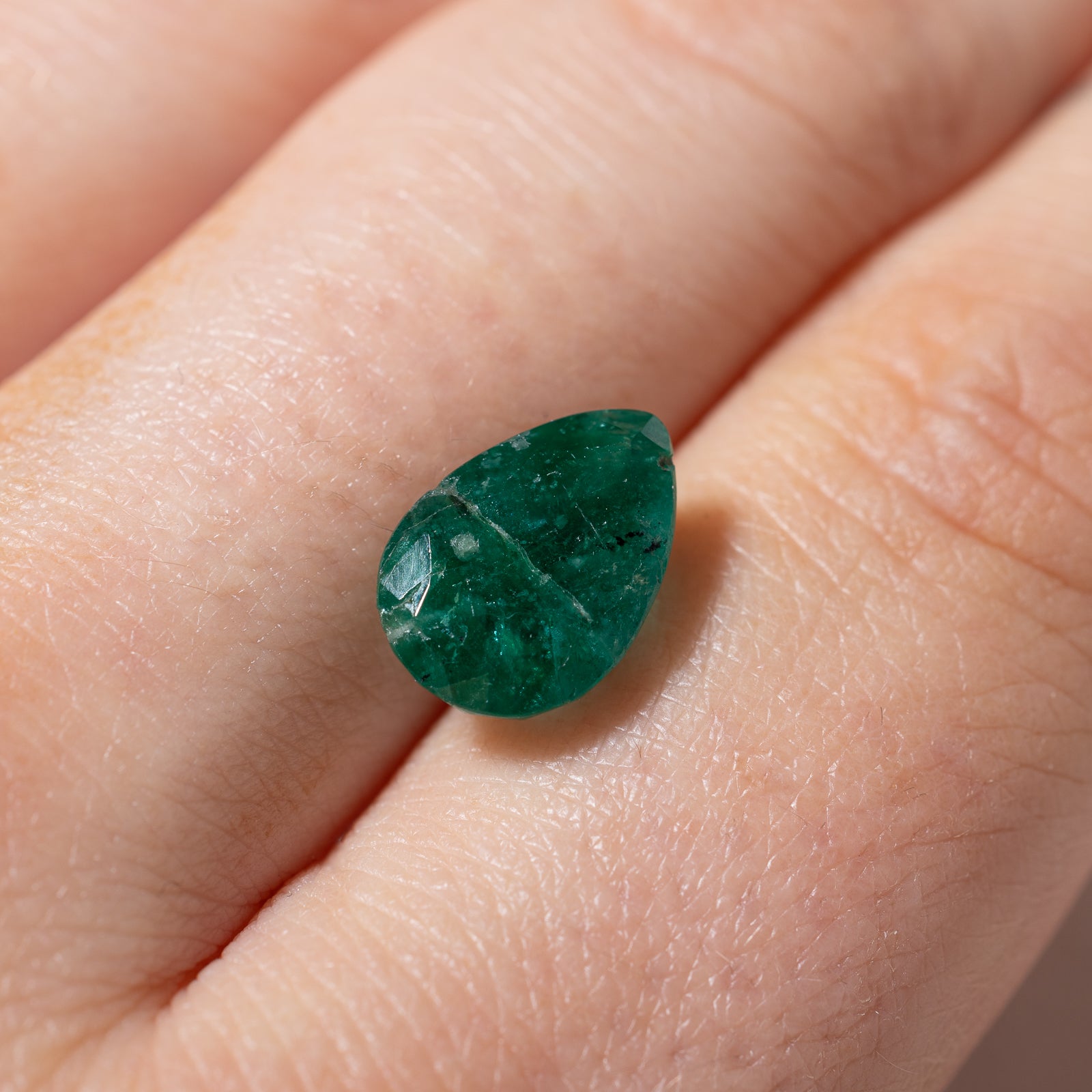 Pear Cut Loose Emerald | 4.05ct |