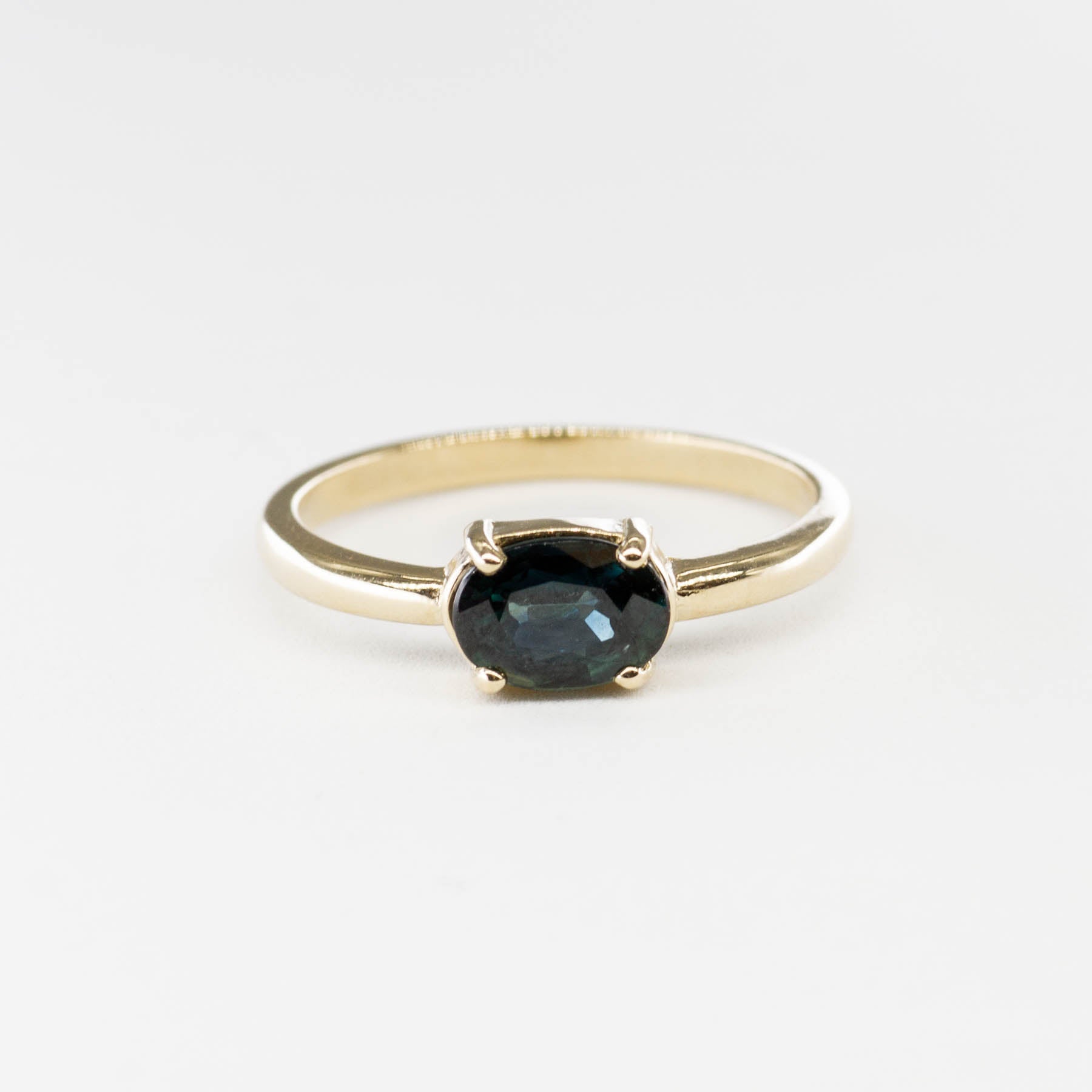 100 Ways' East West Oval Sapphire Ring | 1.02ct | SZ 6.75 | - 100 Ways