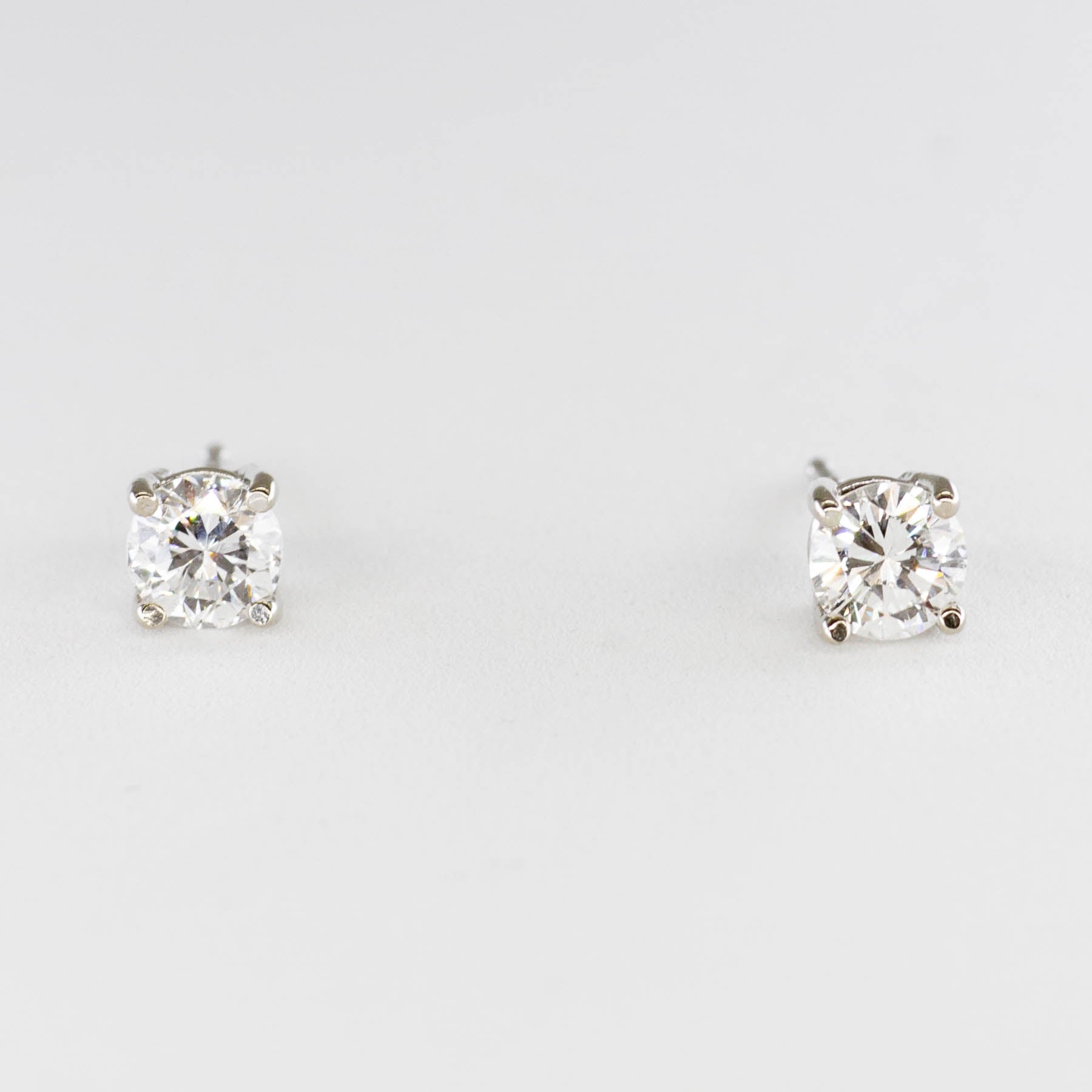 '100 Ways' White Gold Diamond Studs | 0.68 ctw SI G/H | - 100 Ways