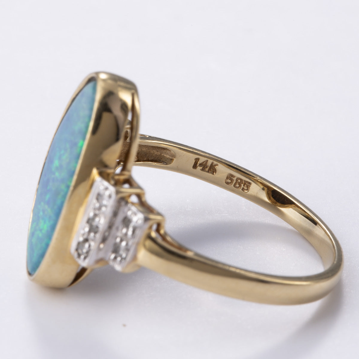 14k Yellow Gold Opal Doublet Ring | 2.00ct | Sz 6.5