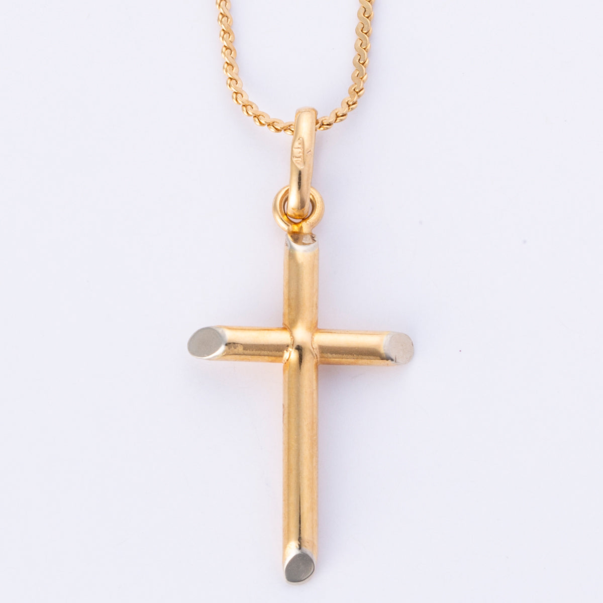 18k Yellow Gold Cross Pendant Necklace | 17"