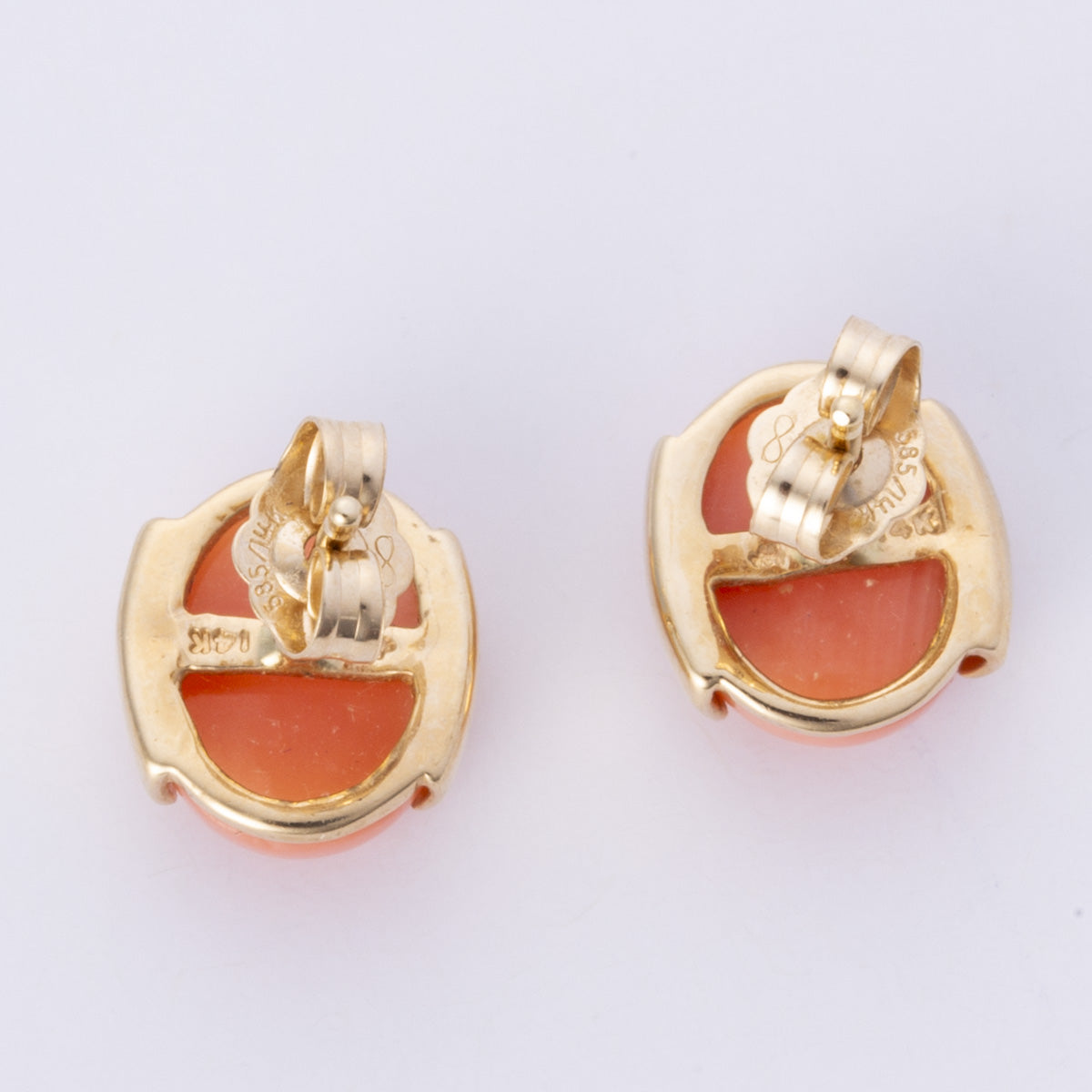 14k Yellow Gold Oval Cabochon Coral Earrings | 4.50ctw