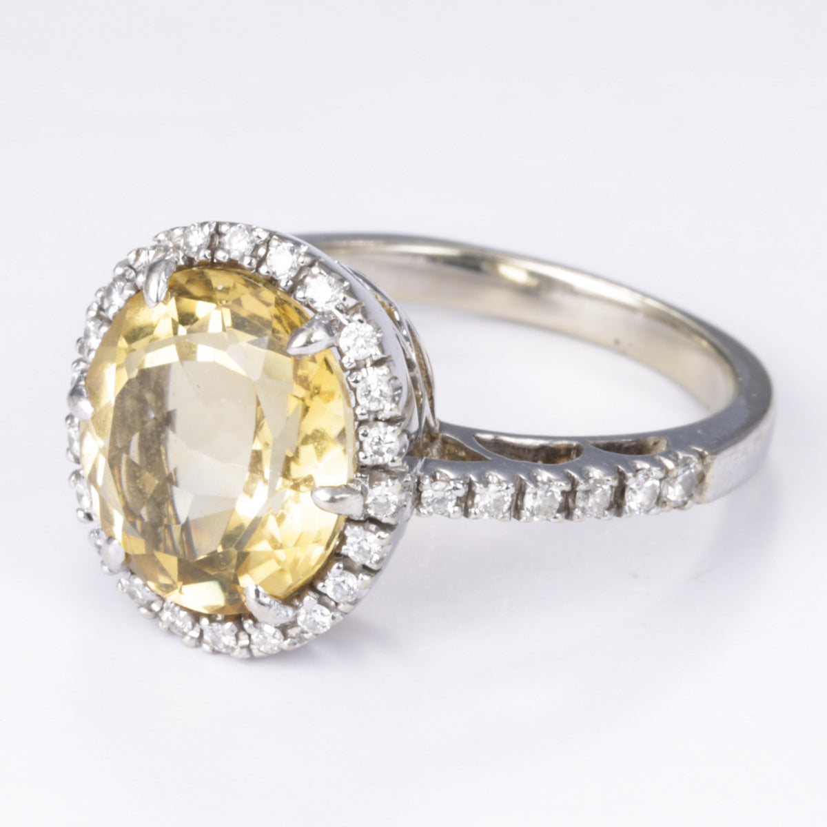 18k Citrine and Diamond Ring | 3.35ct, 0.31ctw |SZ 6.25 |