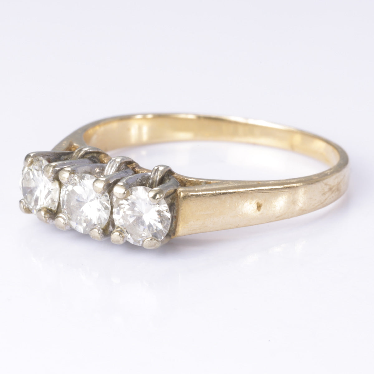 14k Three Stone Diamond Ring | 0.74ctw | SZ 7