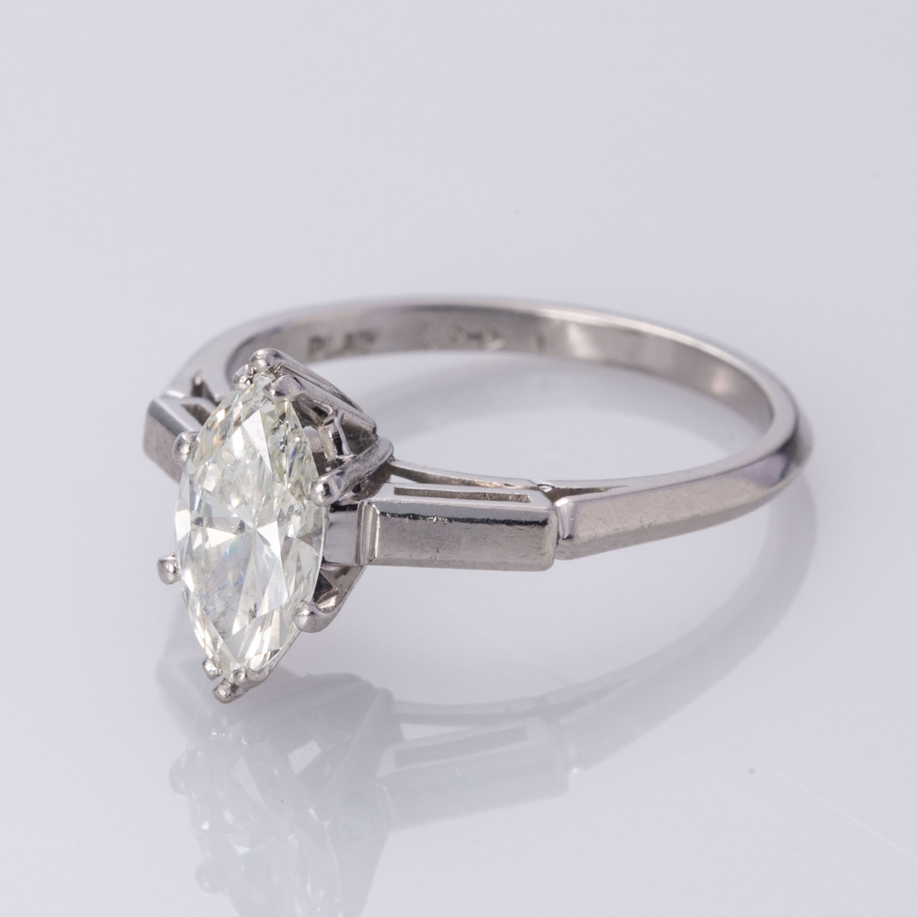 Platinum Marquise Diamond Solitaire Ring | 1.00ct VS2 G/H | SZ 6.5 |