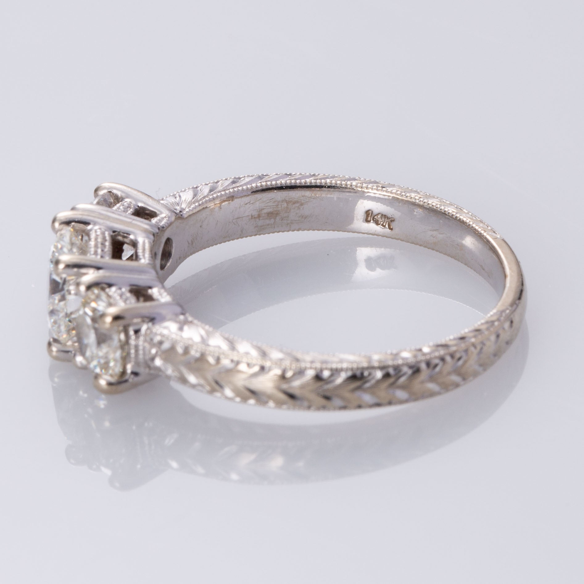 Bague trois diamants en or 14 carats | 1,30 ct au total SI1 FH | Taille 5,25 | 