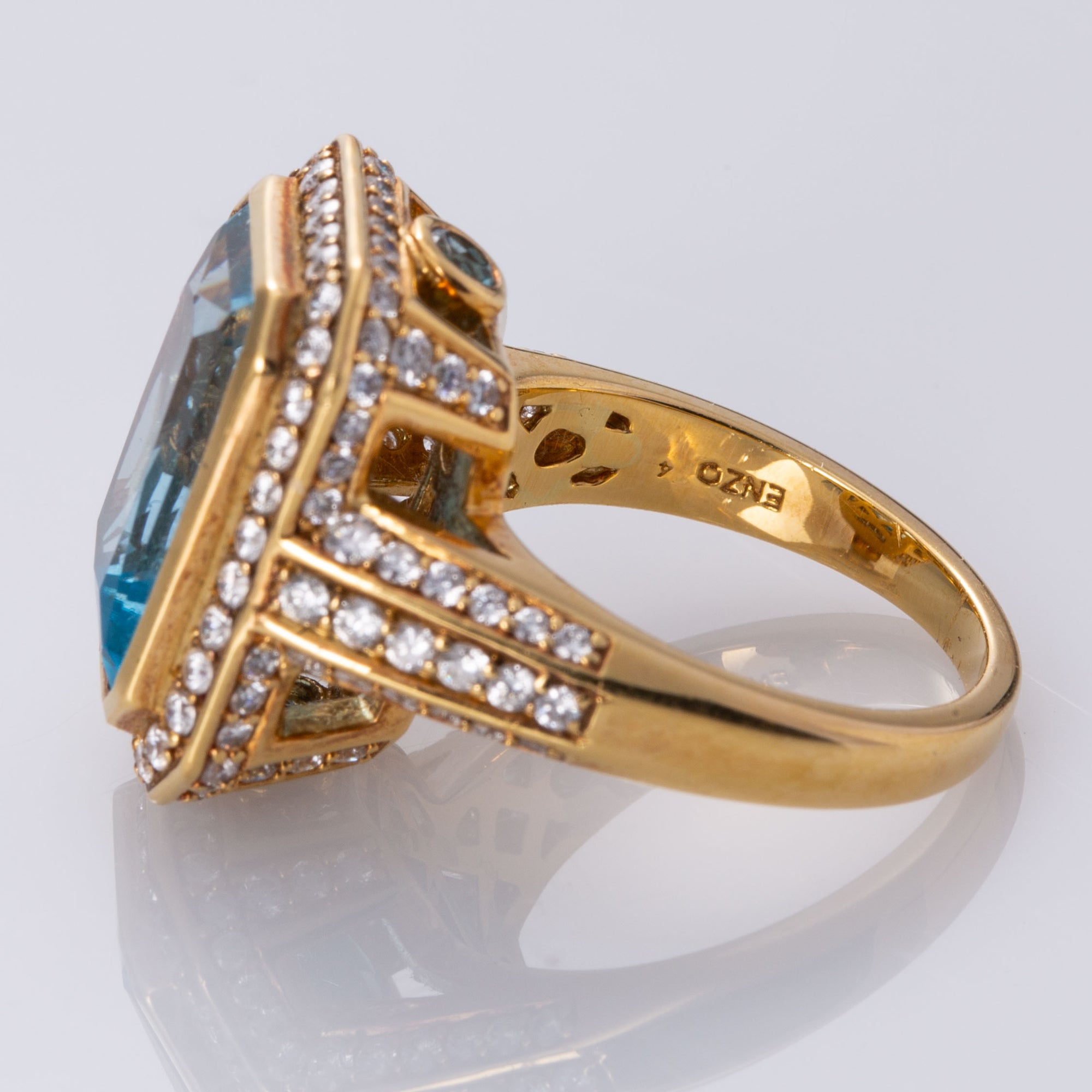 18K Yellow Gold Blue Topaz and Diamond Cocktail Ring | 8.18 ctw, 1.16 ctw | SZ 6 |