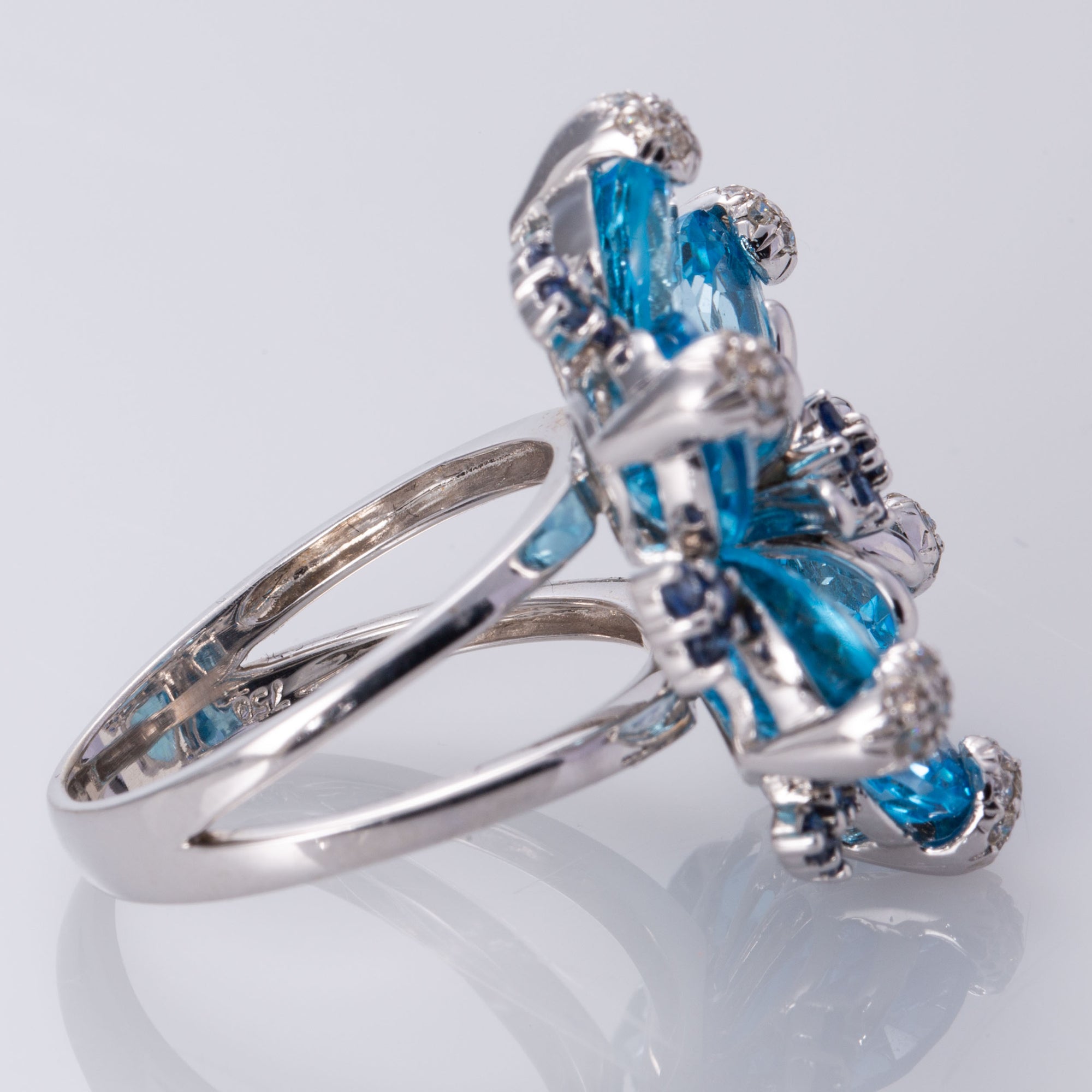 18K White Gold Blue Topaz, Sapphire, and Diamond Ring | 18.48 ctw, 0.42 ctw, 0.65 ctw | SZ 9 |