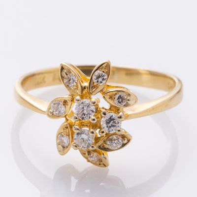 18K Yellow Gold Floral Design Diamond Ring | 0.35ctw | SZ 7.75 |
