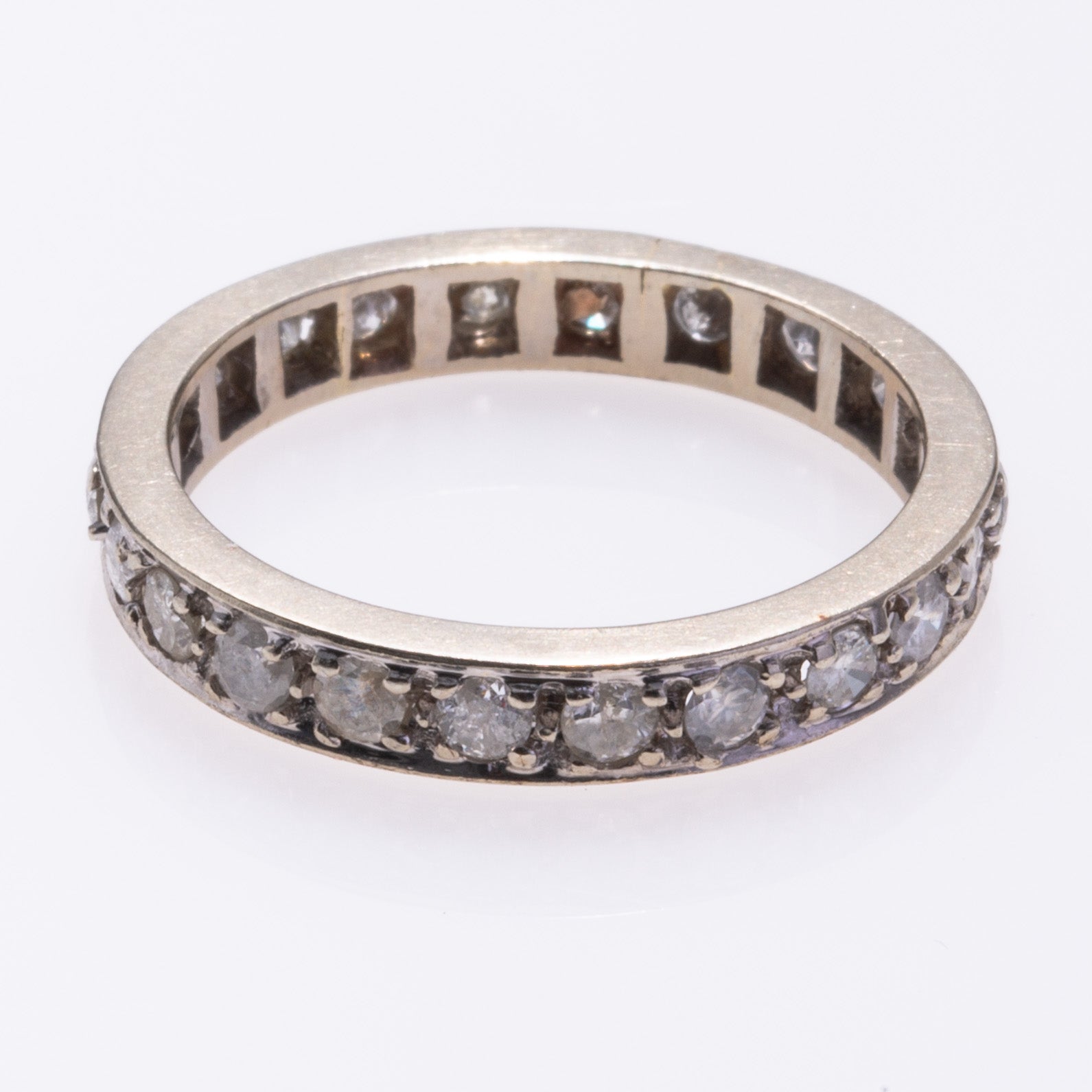 Alliance en or blanc 14 carats sertie de diamants | 1,16 ct au total | 9,25 