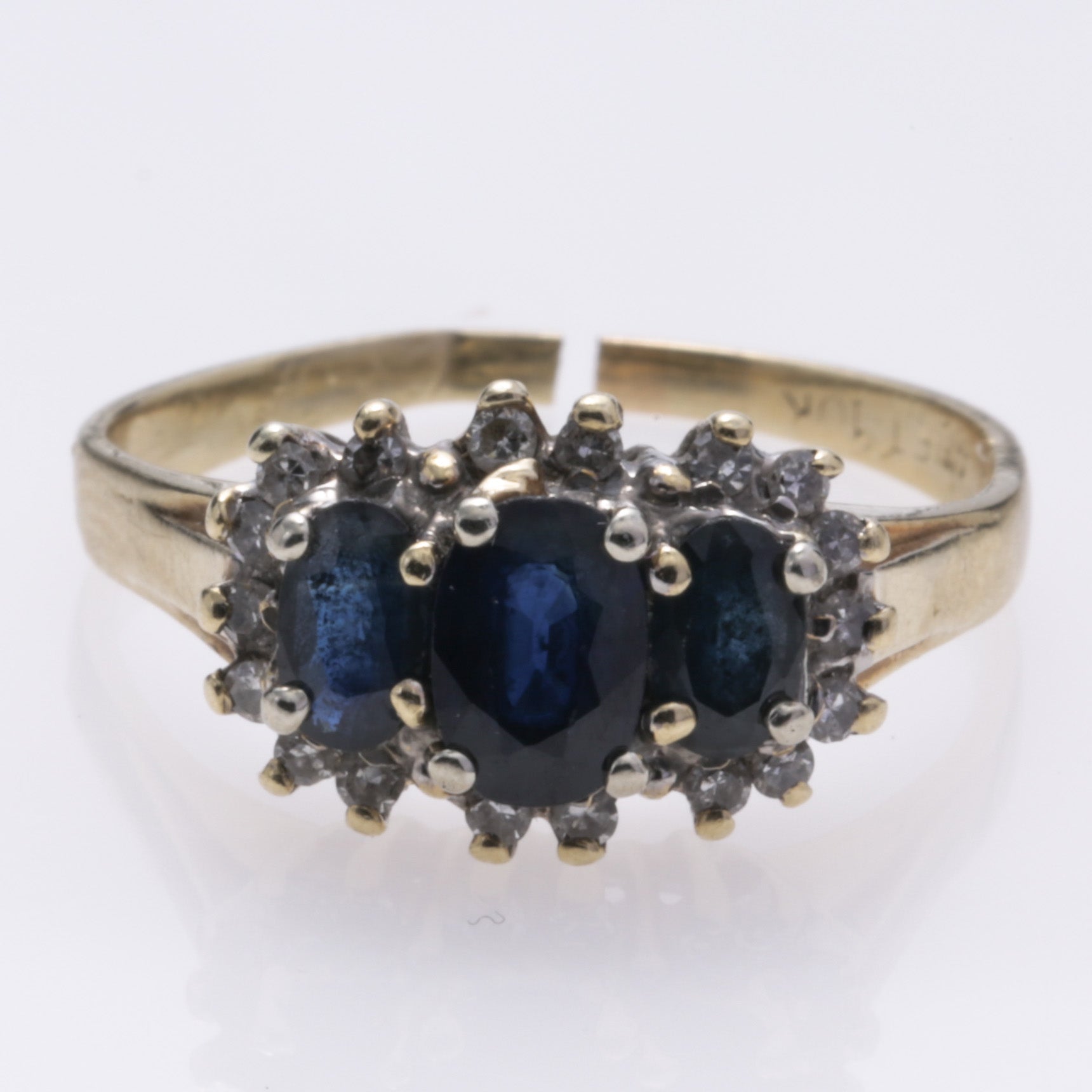 10k Yellow Gold Sapphire and Diamond Ring | 0.95ct, 0.18ctw | SZ 6.5