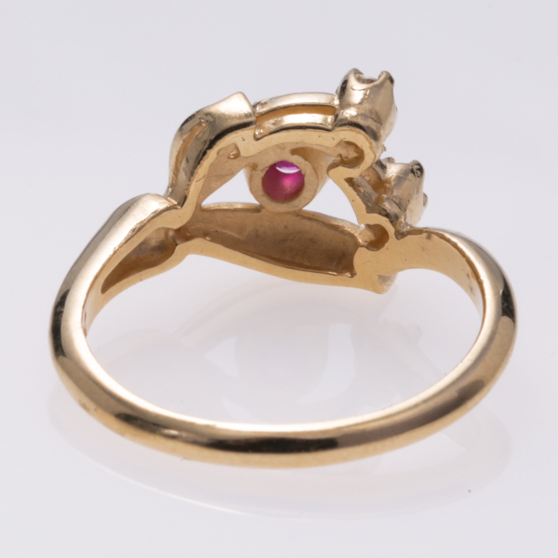 14K Yellow Gold Ruby and Diamond Ring | 0.12ct, 0.05ctw | SZ 5.5
