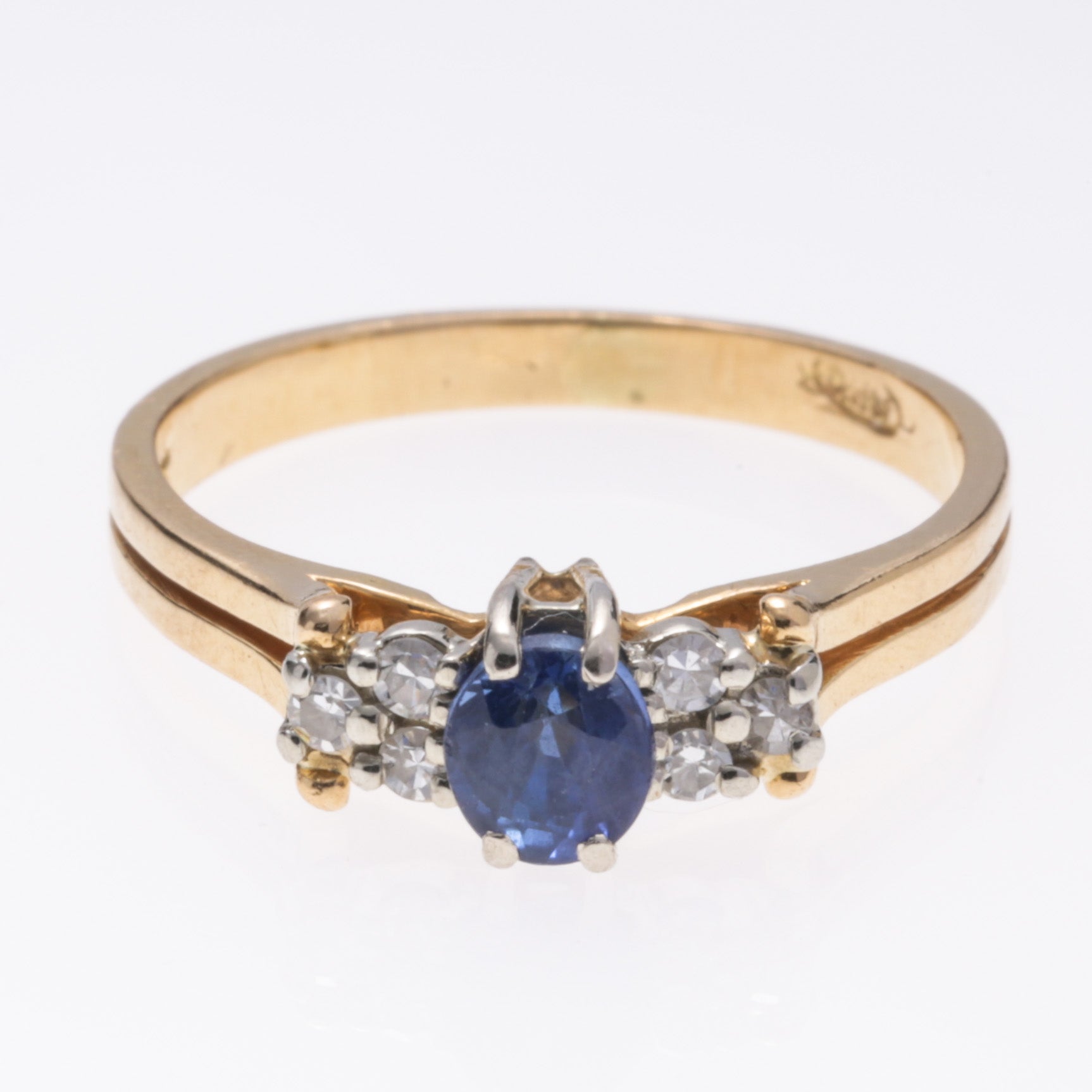 18K Yellow Gold Sapphire and Diamond Ring | 0.60ctw, 0.10ctw | SZ 5.25