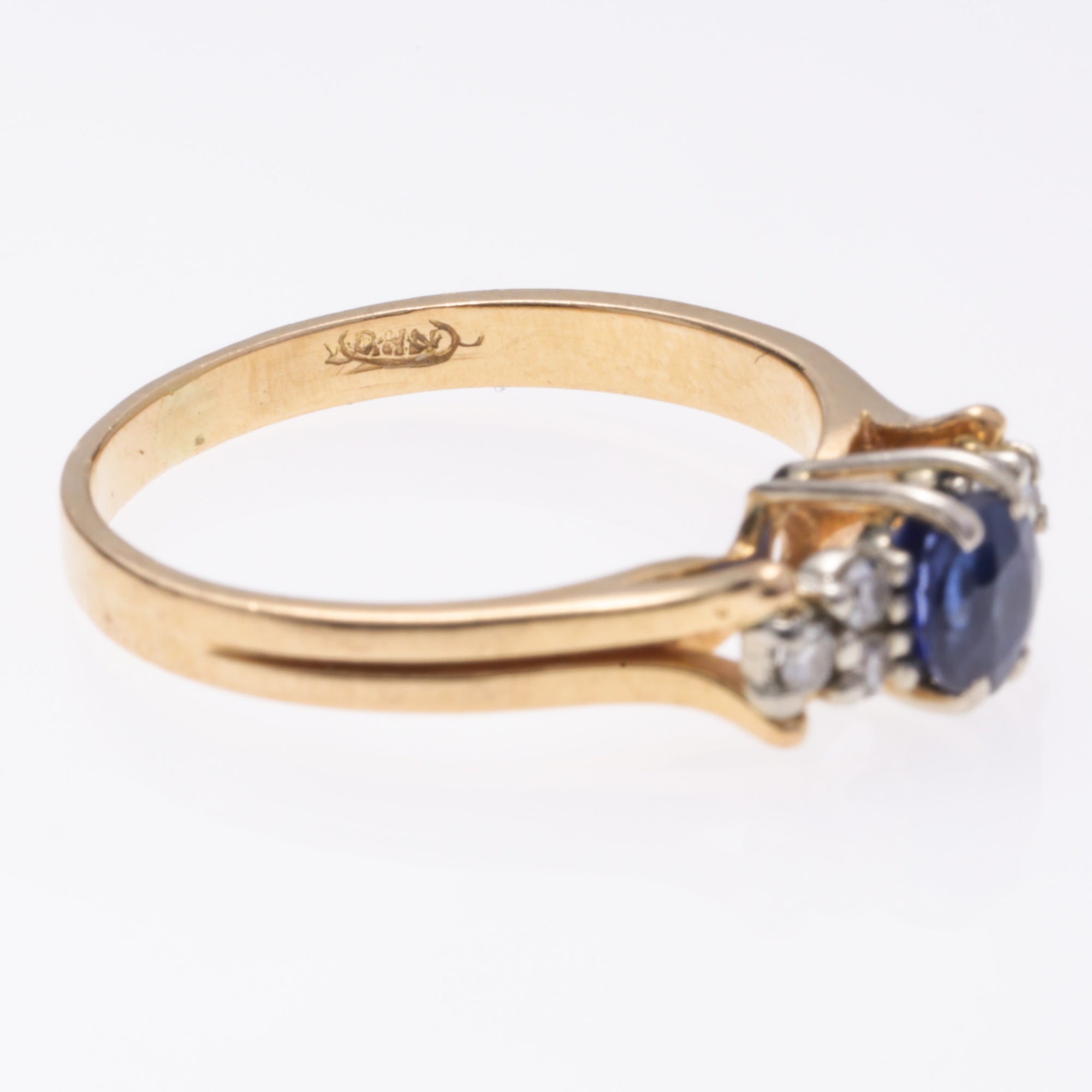 18K Yellow Gold Sapphire and Diamond Ring | 0.60ctw, 0.10ctw | SZ 5.25