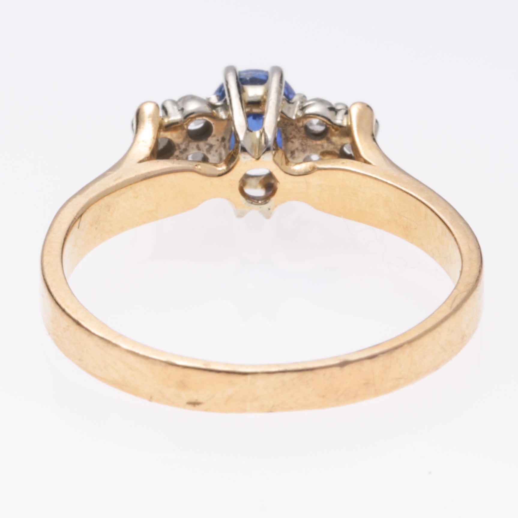 18K Yellow Gold Sapphire and Diamond Ring | 0.60ctw, 0.10ctw | SZ 5.25