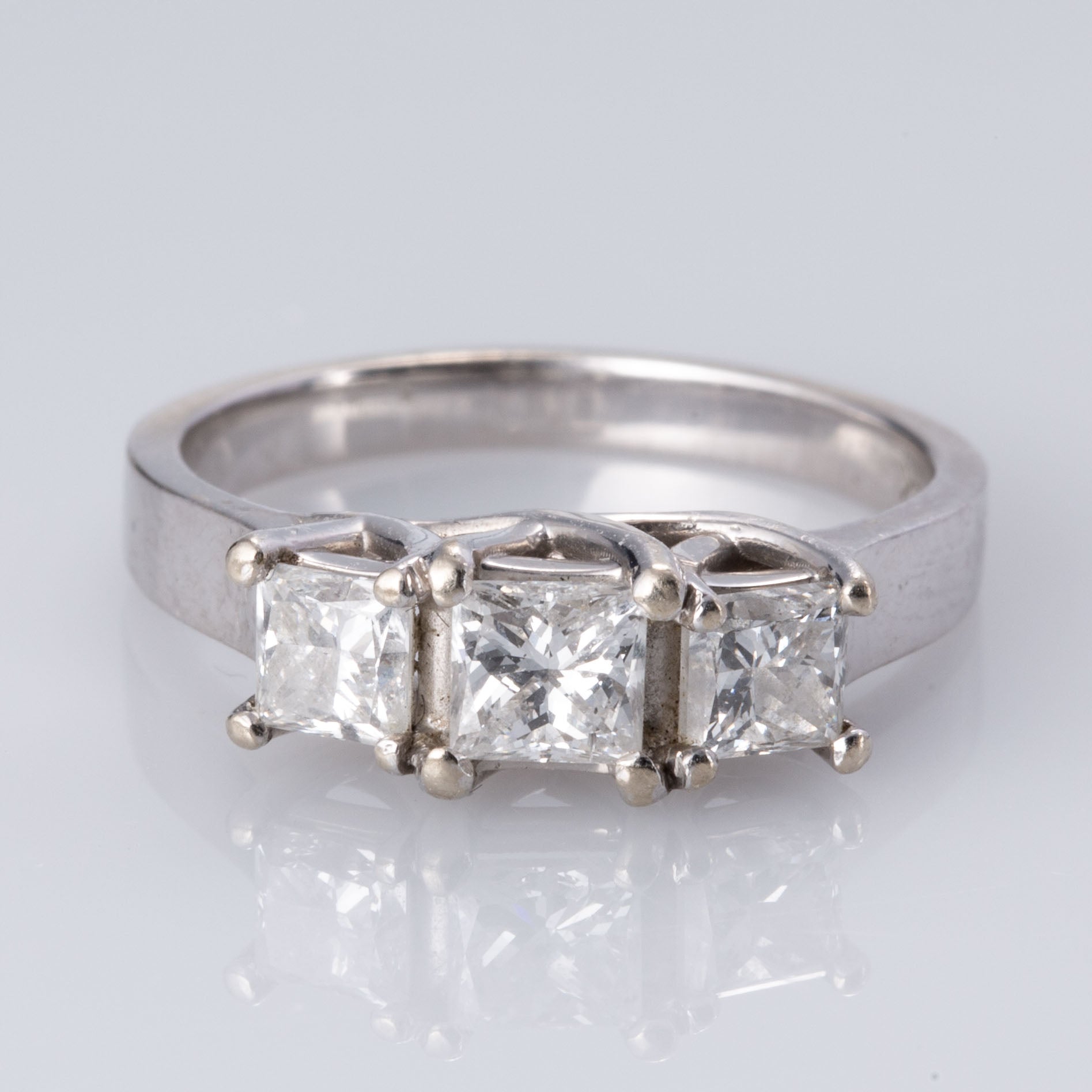 14K White Gold Trio Diamond Ring | 0.92 ctw | SZ 5.5 |