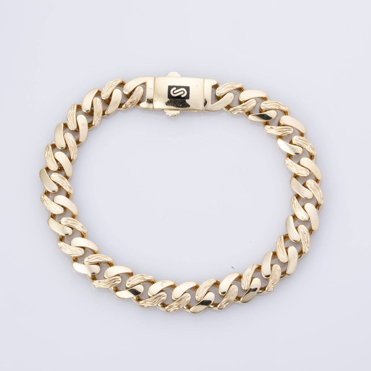 18k Yellow Gold Curb Chain Bracelet  | 8" |