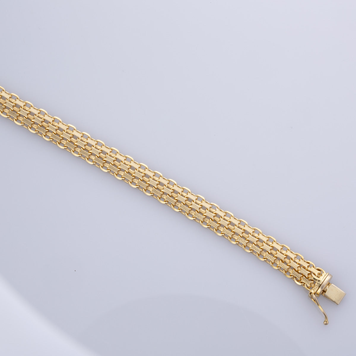 14k Yellow Gold Bracelet  | 7" |