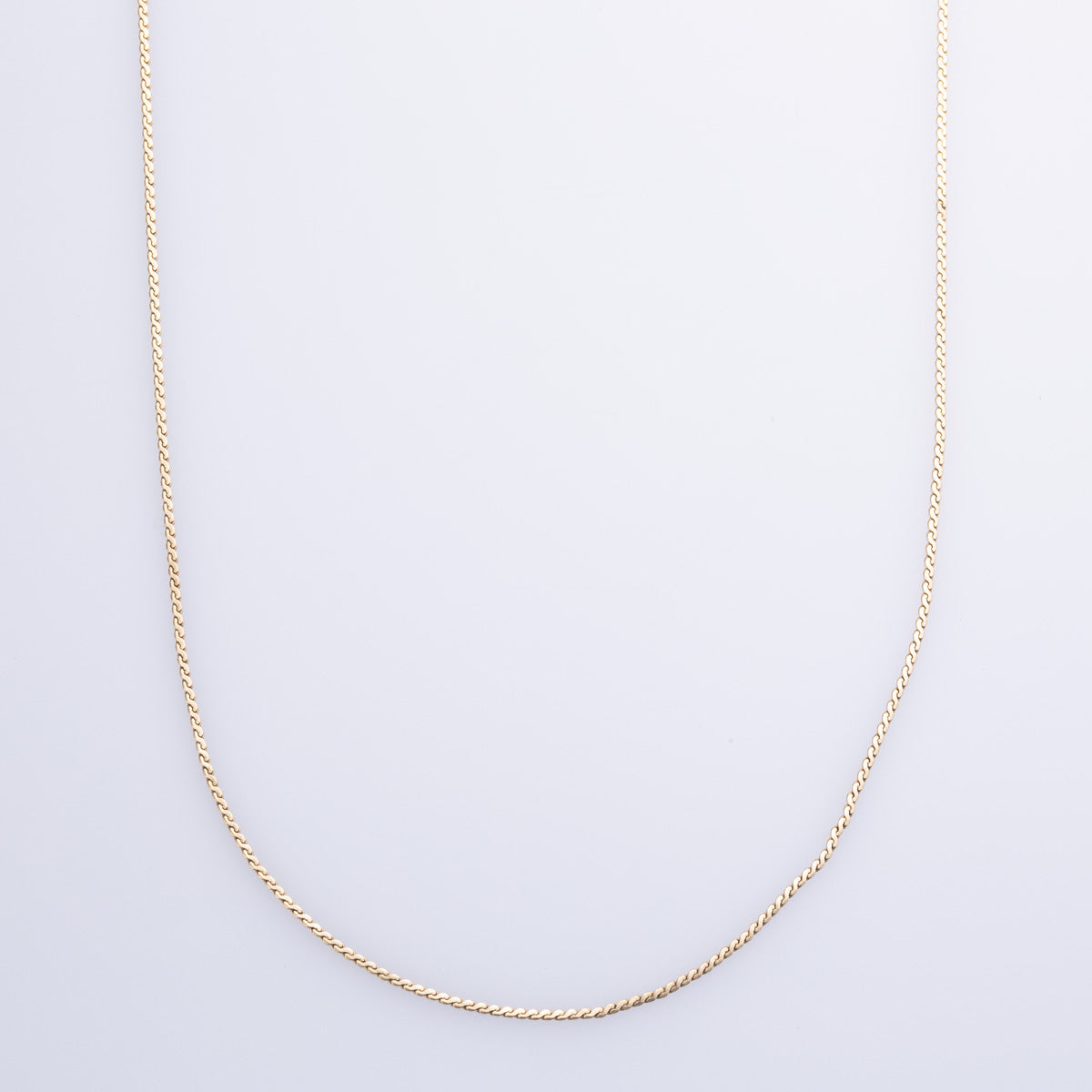 10k White Gold Serpentine Chain | 16