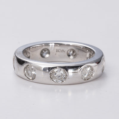 Diamond Flush Set 18K Band| 1.50ctw | Sz 5.75