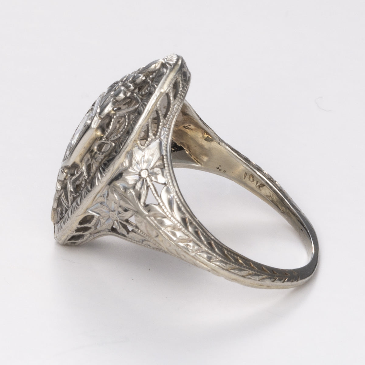 18k White Gold  Diamond Ring| 0.15ct | Sz 4.25