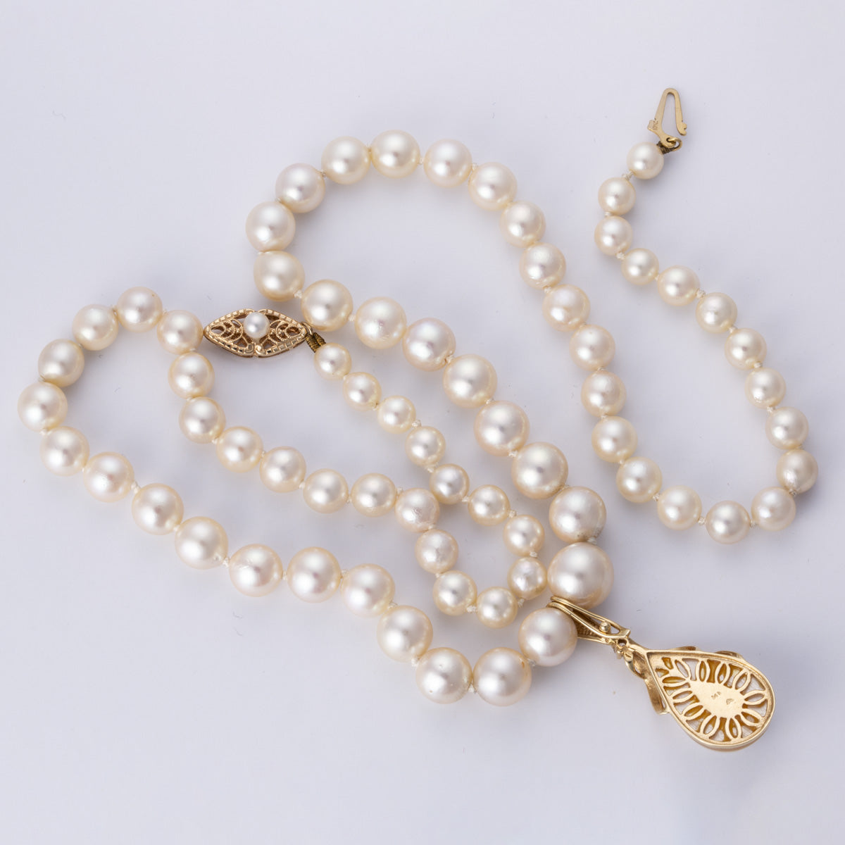 Collier en or jaune 14 carats, perle et diamant | 0,04 ct | 49,5 cm 