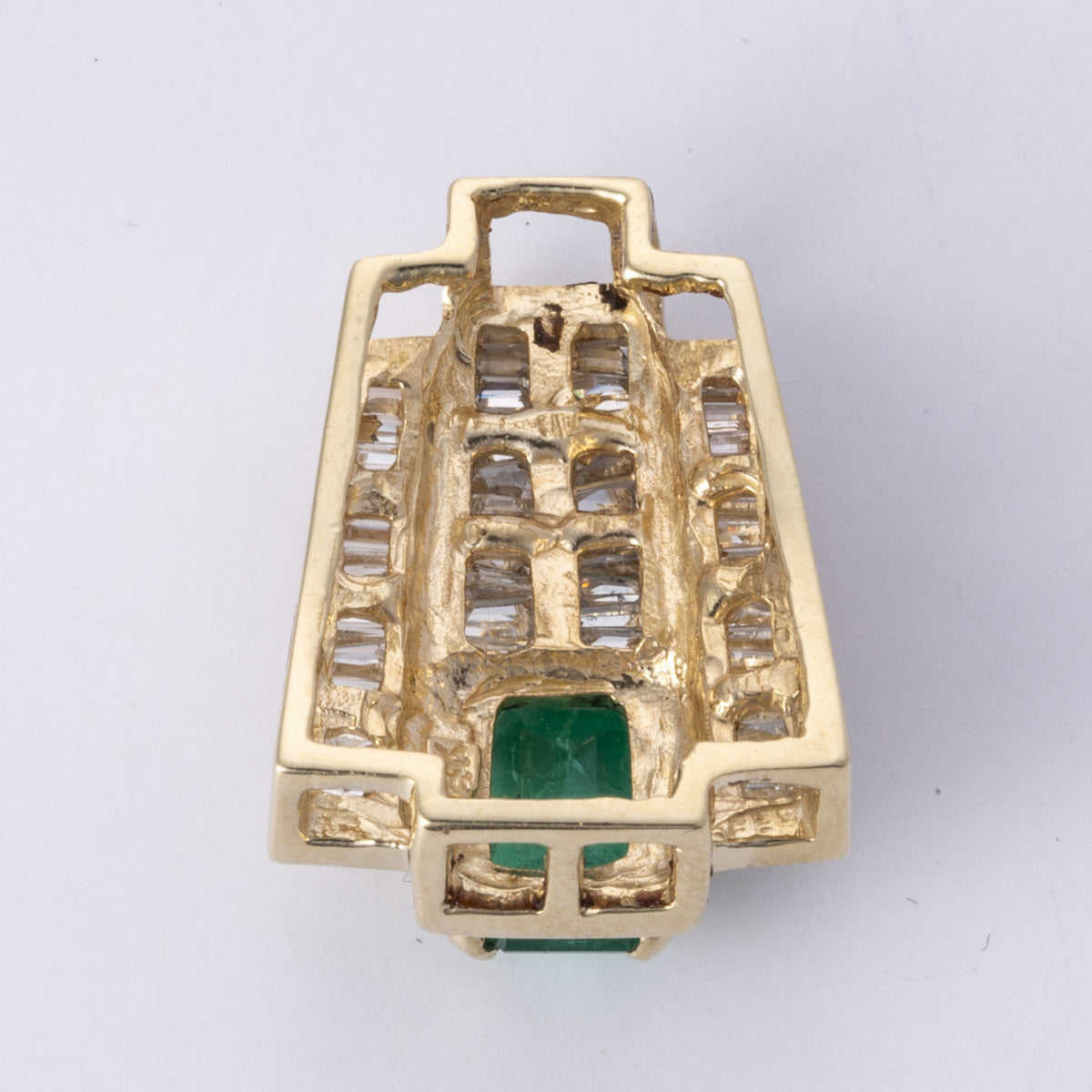 14k Yellow Gold Emerald and Diamonds Pendant | 1.20 ctw