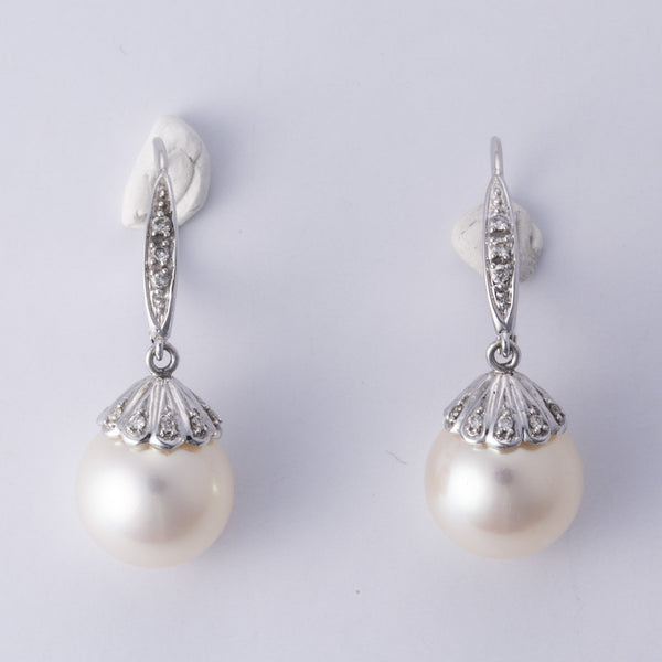 18k White Gold Fresh Water Pearl  Earrings | 0.13 ctw