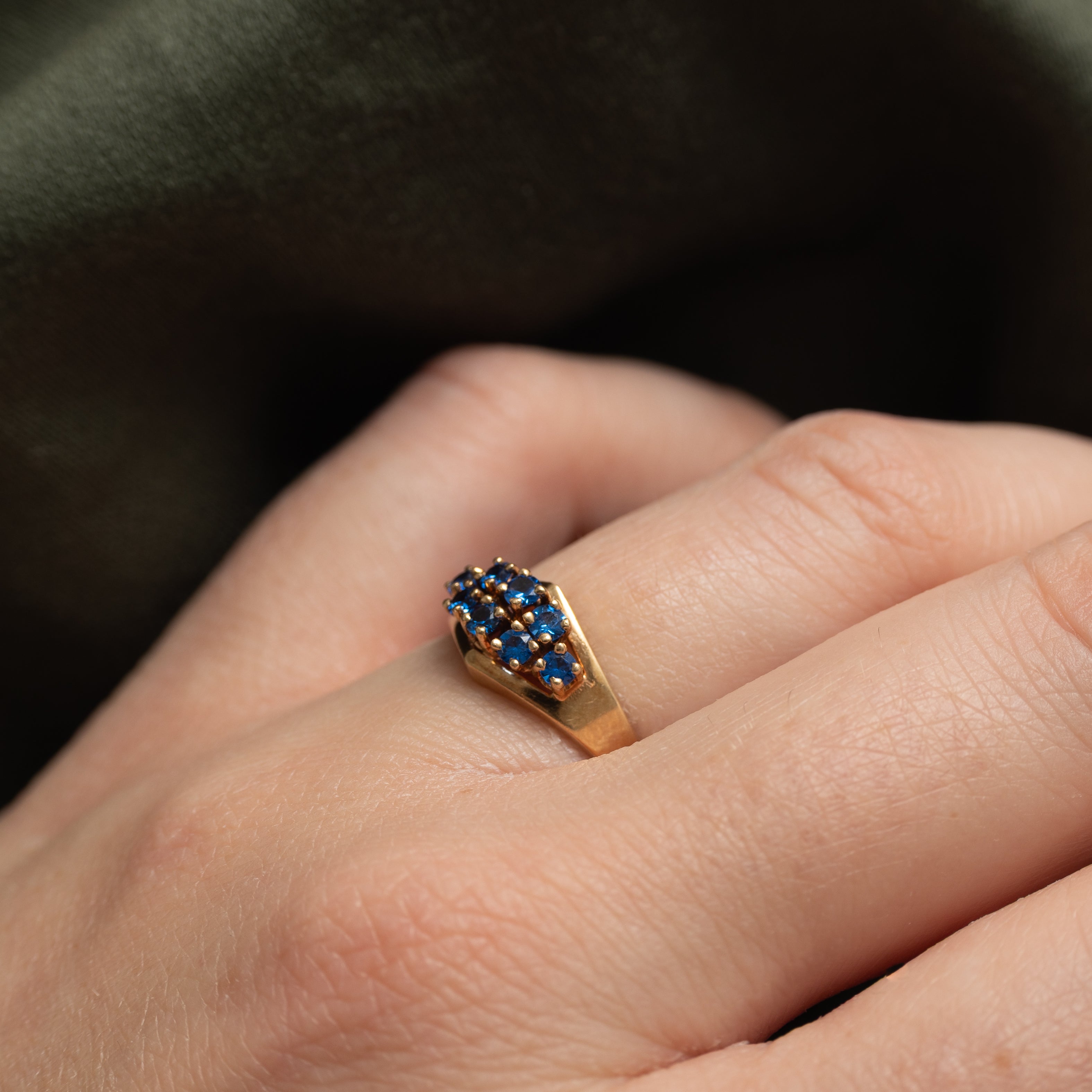 Pasté Glass Cluster Tapered Ring | SZ 5.75