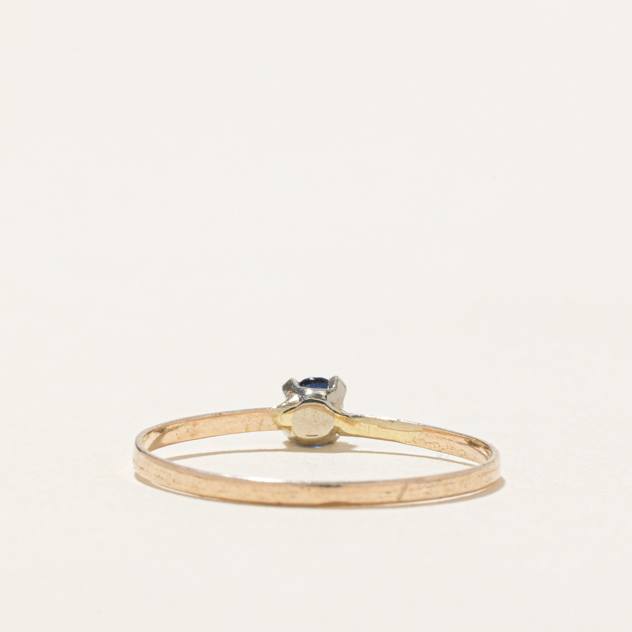 Solitaire Sapphire Petite Ring | SZ 6.5