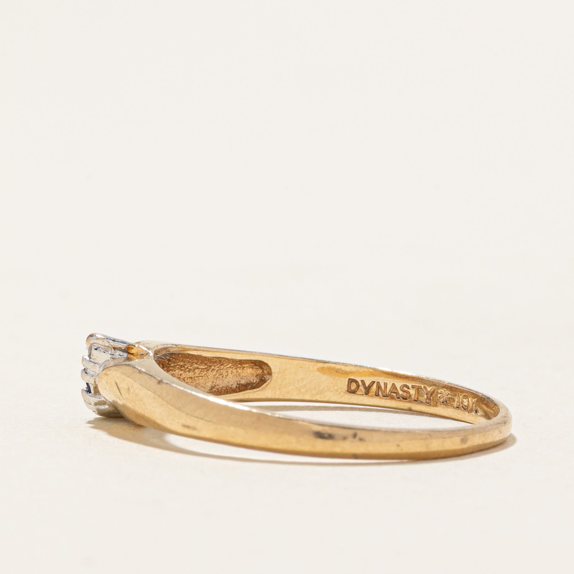 Diagonal Sapphire & Diamond Ring | SZ 8