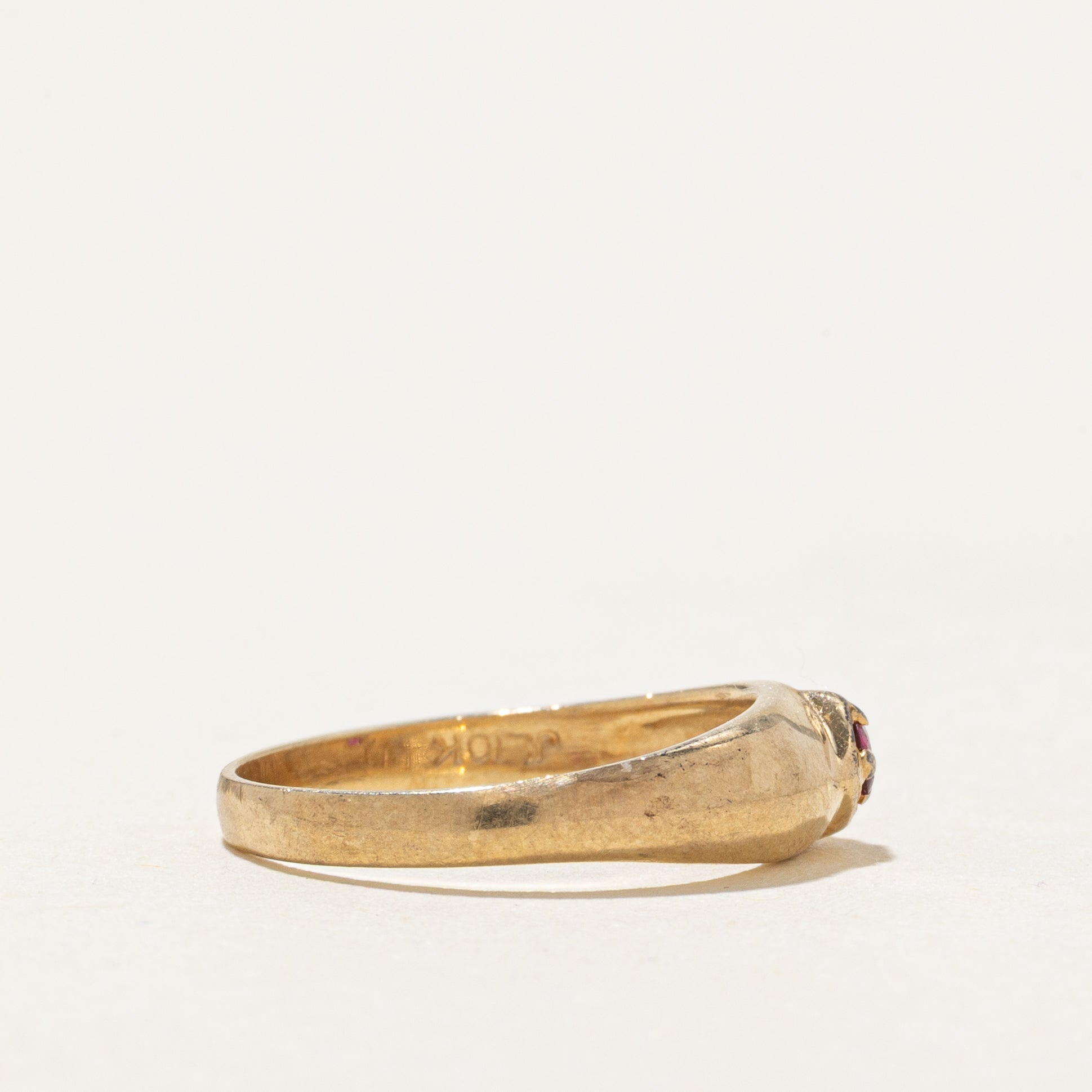 Solitaire Ruby Band | SZ 3.5