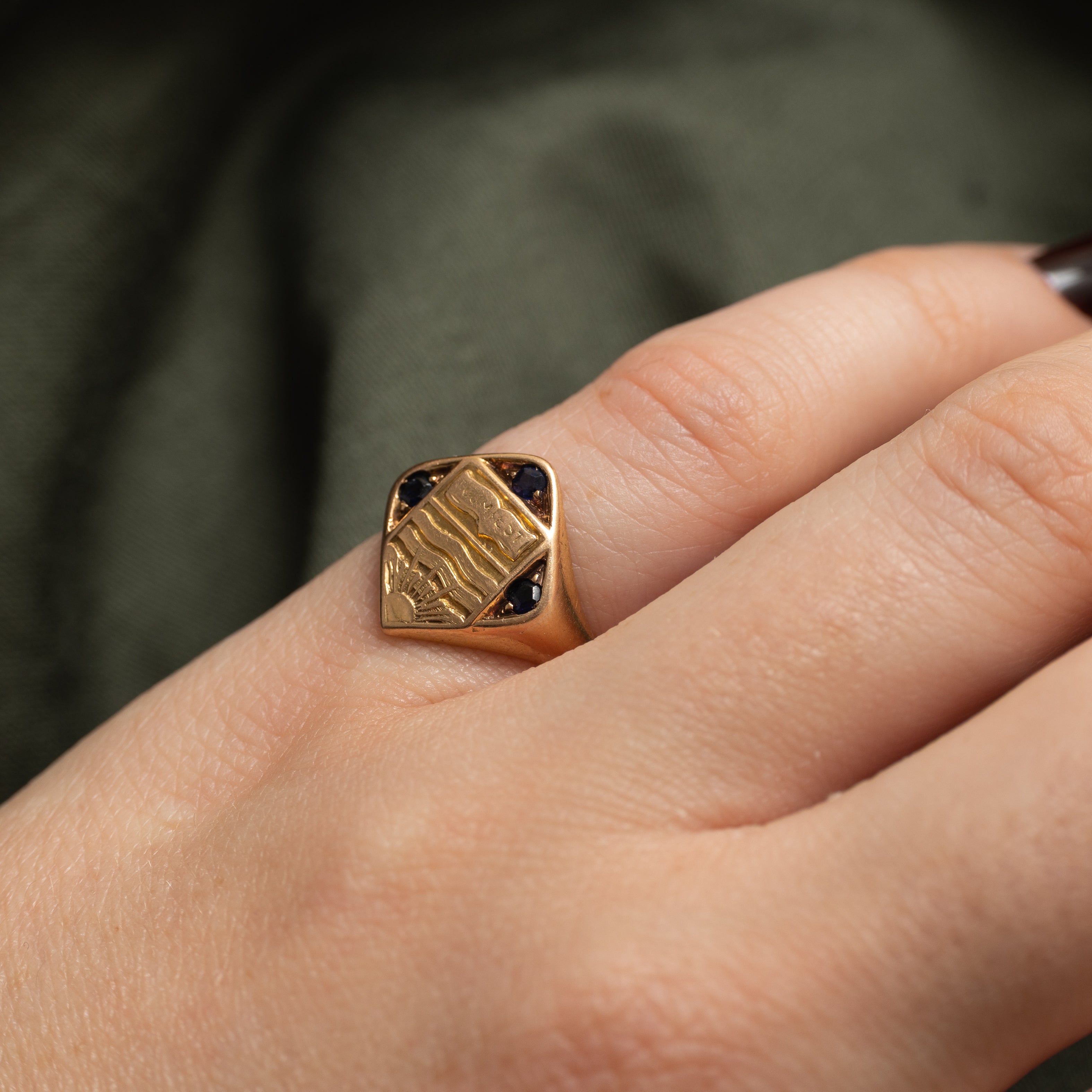 Sapphire Crest Signet Ring | SZ 3.5