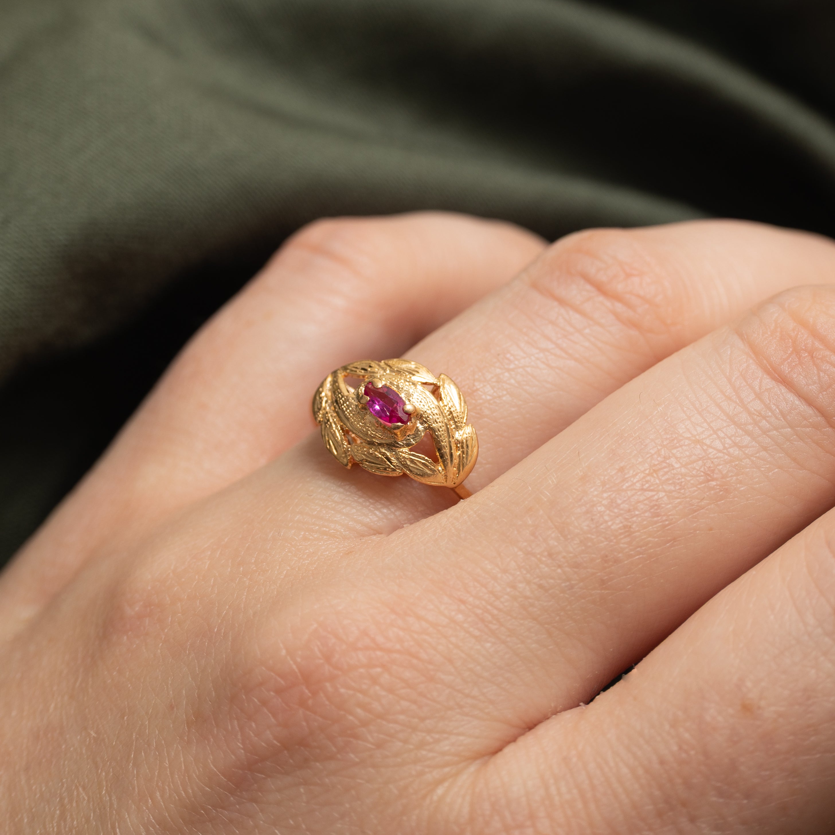 18k Marquise Cut Synthetic Ruby Leaf Ring | SZ 8.25