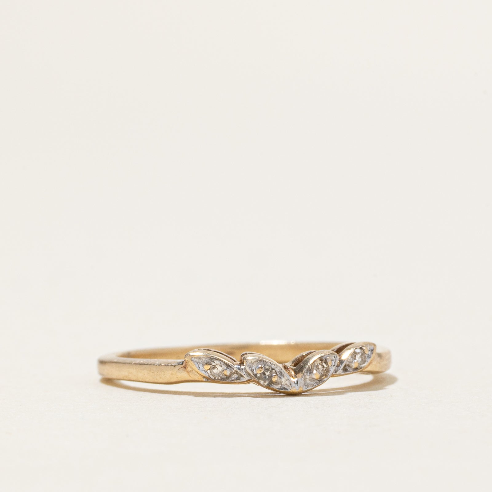 10k Diamond Thin Leaf Contour Ring | SZ 5.5