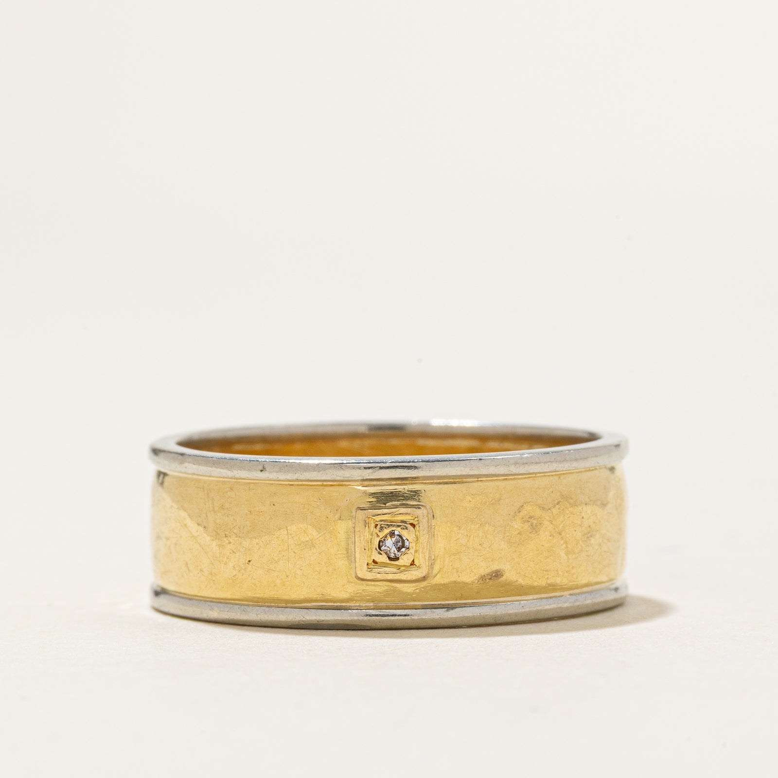 18k Two Tone Diamond Hammered Band | 8.25mm | SZ 11.75