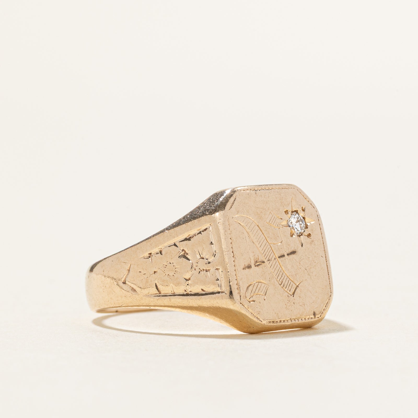 10k Star Set Diamond "N" & Floral Engraved Signet Ring | SZ 7.5