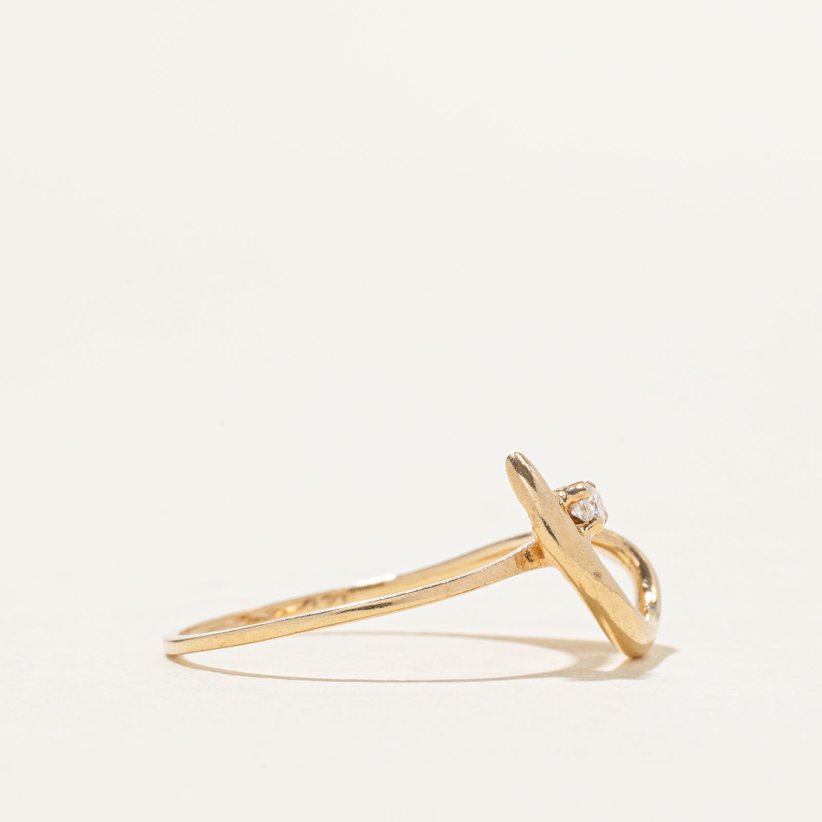 14k Single Stone Diamond Crescent Ring | SZ 5