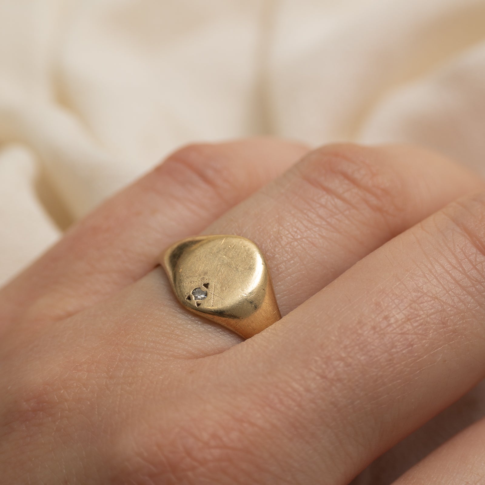 10k Single Stone Diamond Signet Ring | SZ 9.5