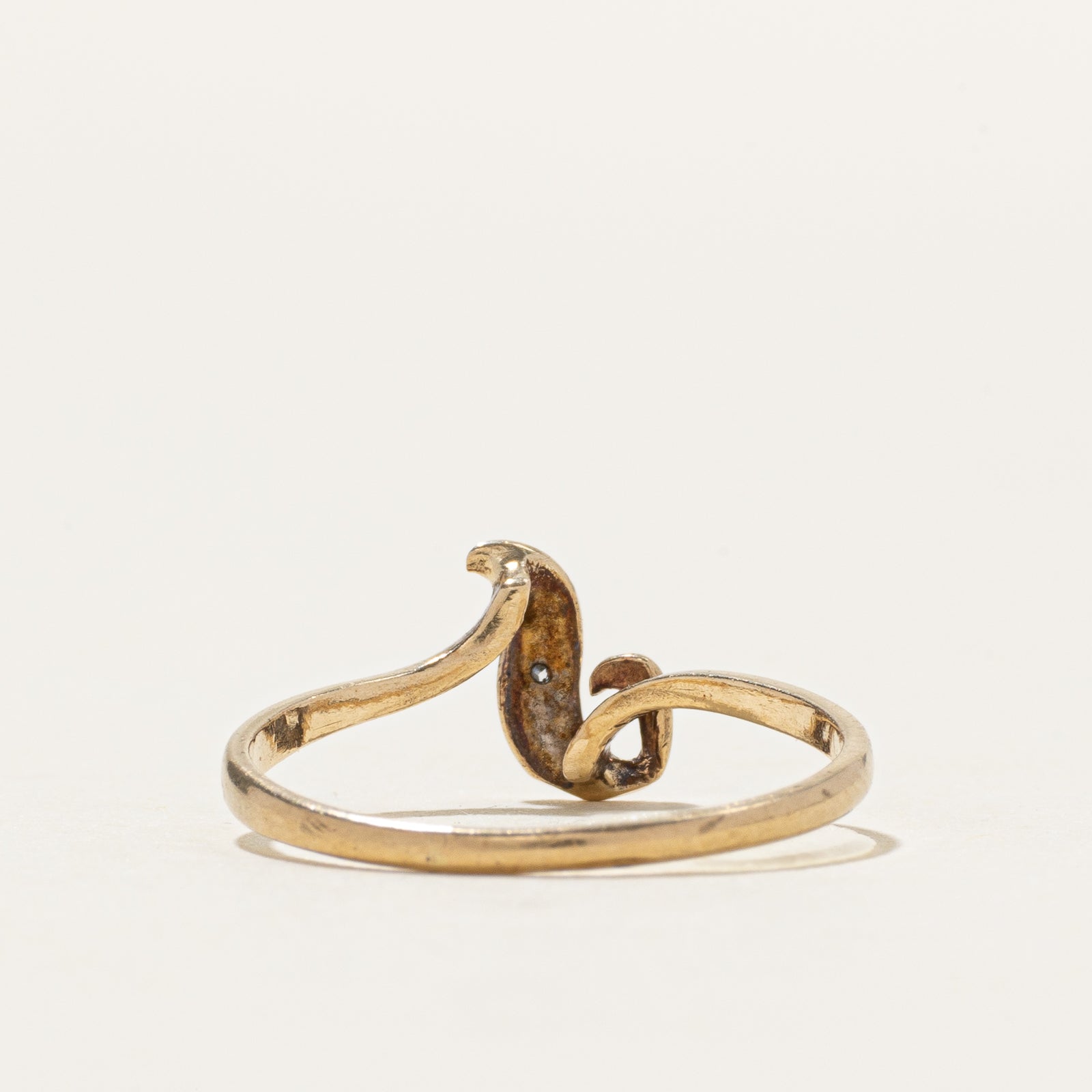 9k Diamond Wave Bypass Ring | SZ 4.5