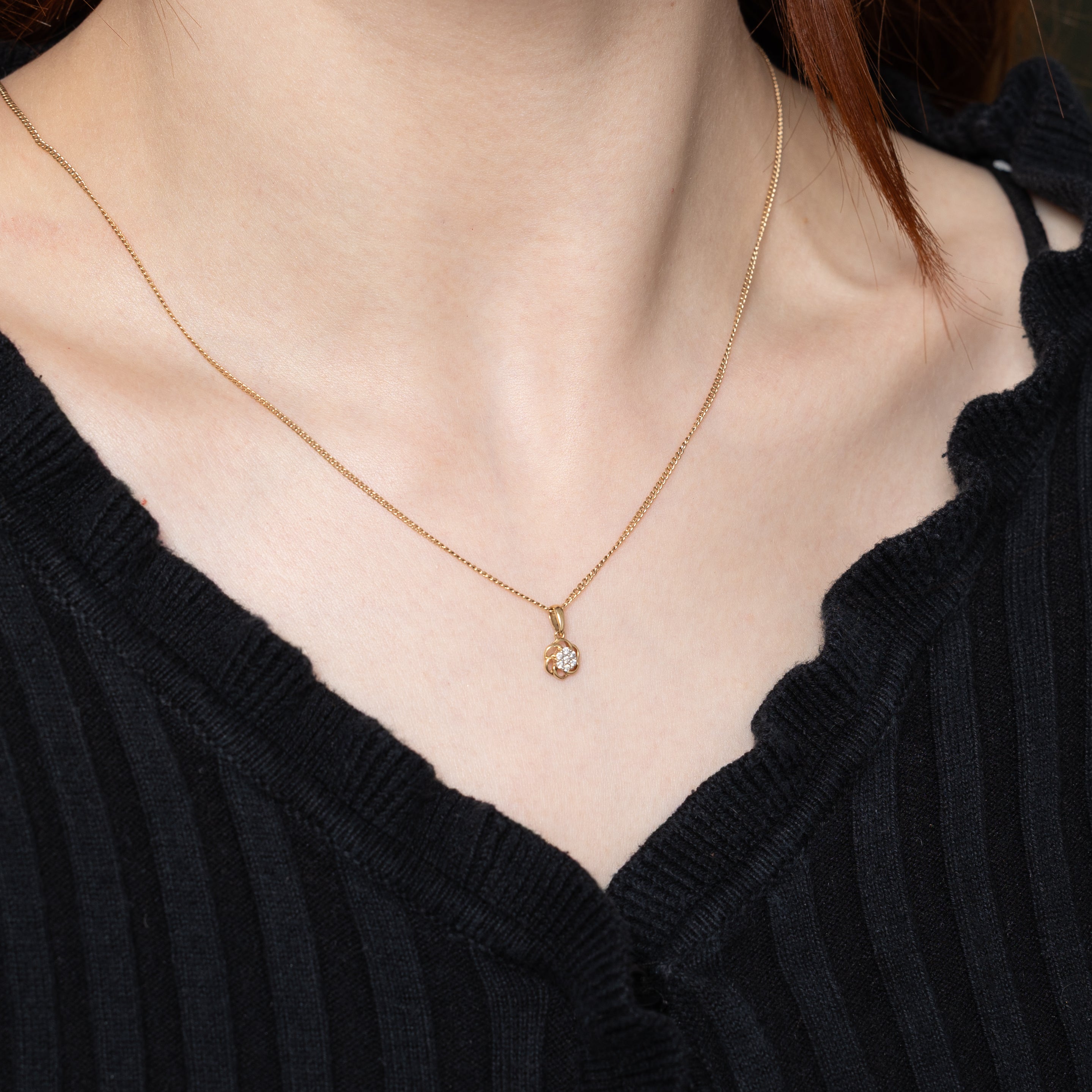 10k Yellow Gold Diamond Cluster Pendant