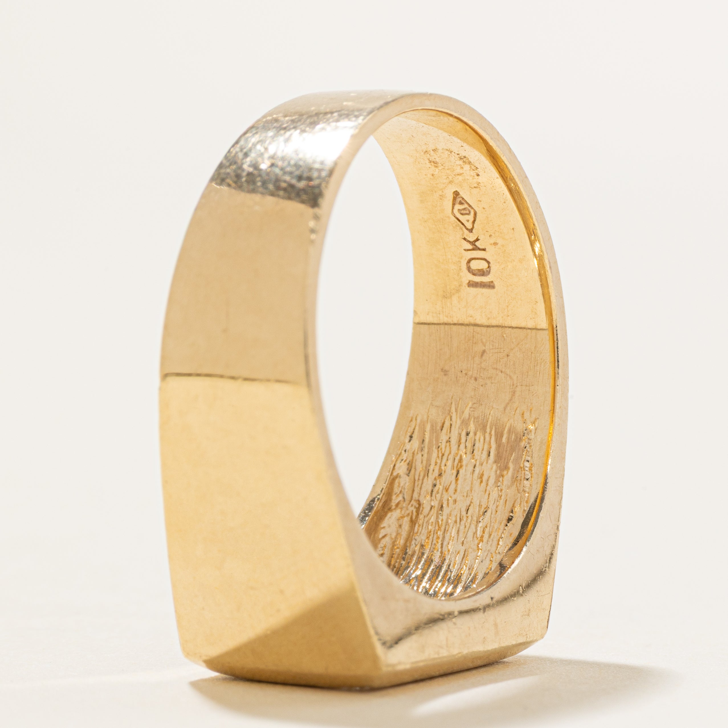 Single Diamond Signet Ring | SZ 10.5