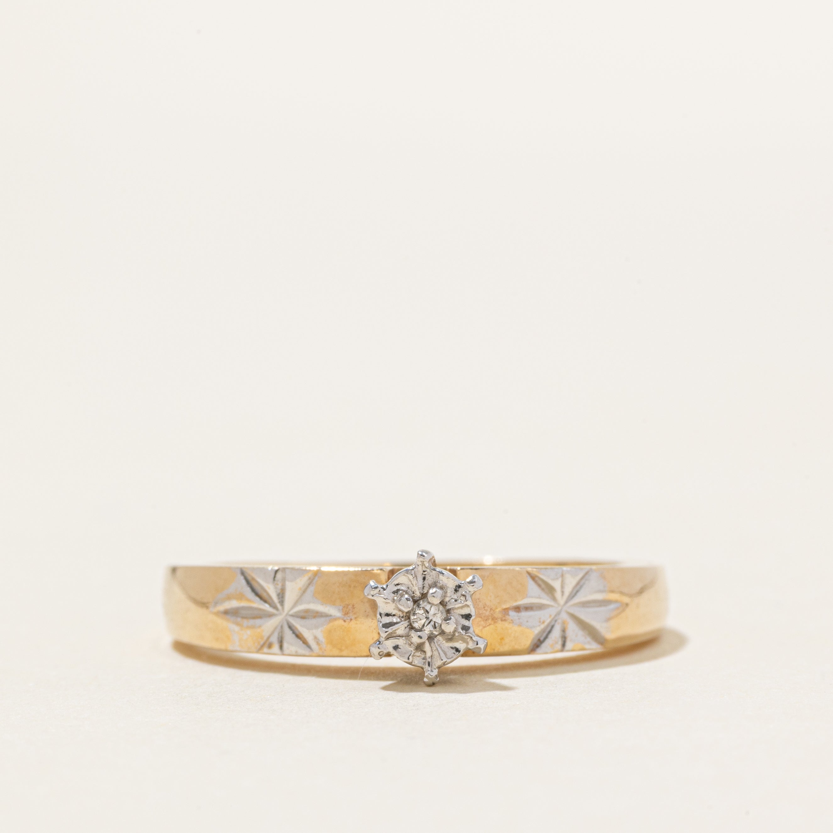 Illusion Set Diamond Textured Ring | SZ 8