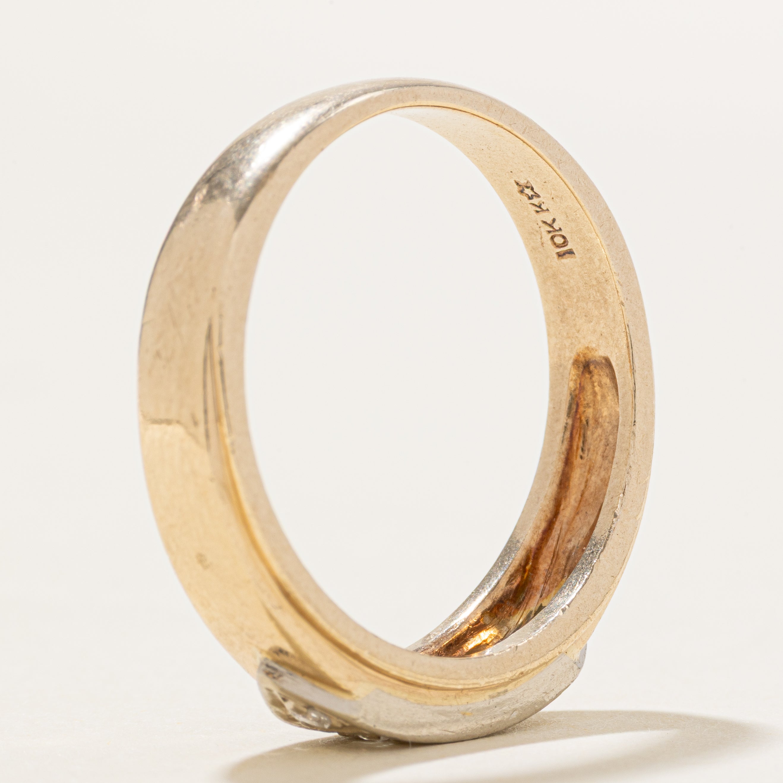 Two Tone Diamond Grooved Ring | SZ 10