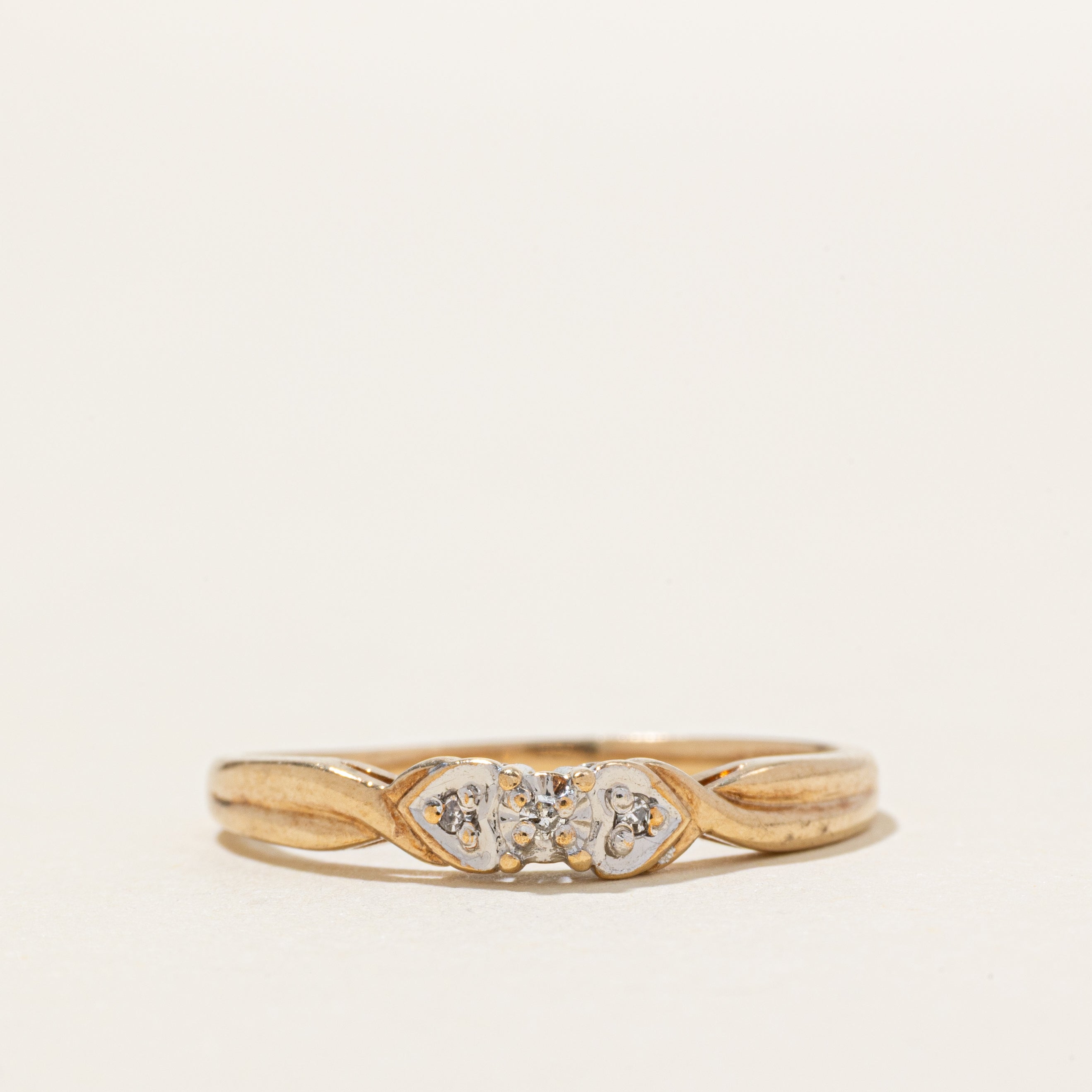 Illusion Set Diamond Heart Twisted Ring | SZ 7.25