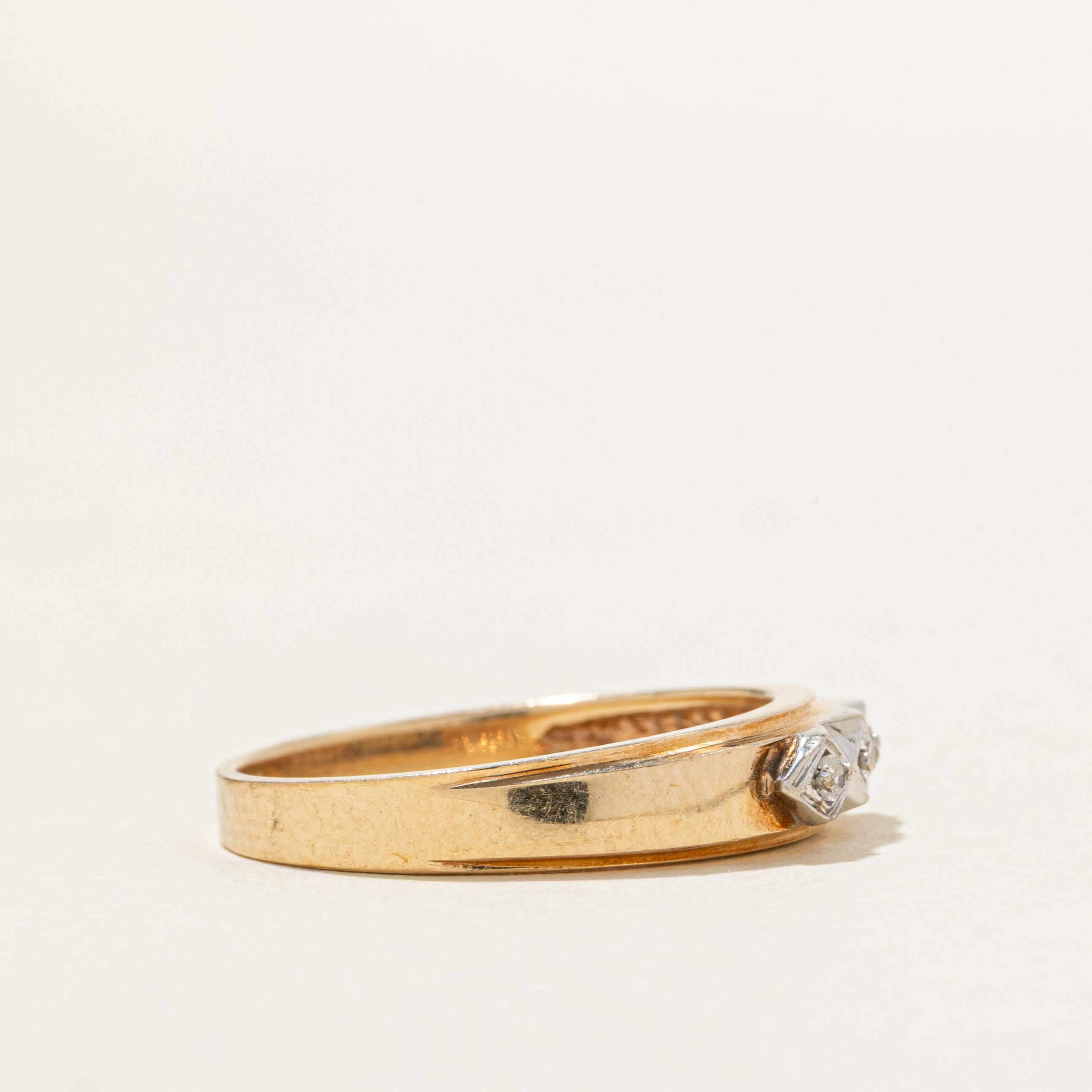 10k Three Stone Diamond Ring | SZ 6