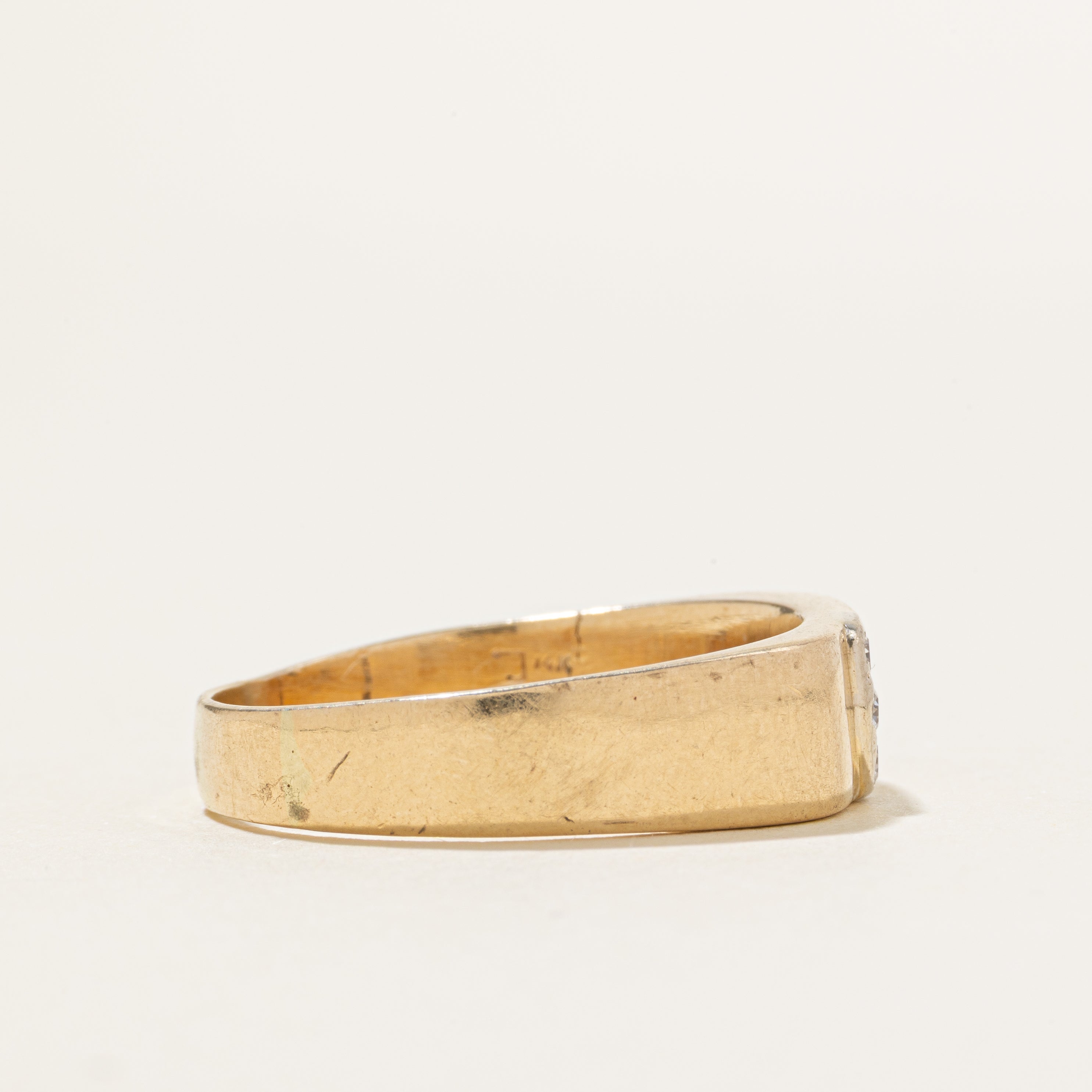 Three Stone Diamond Soft Square Band | SZ 11.5