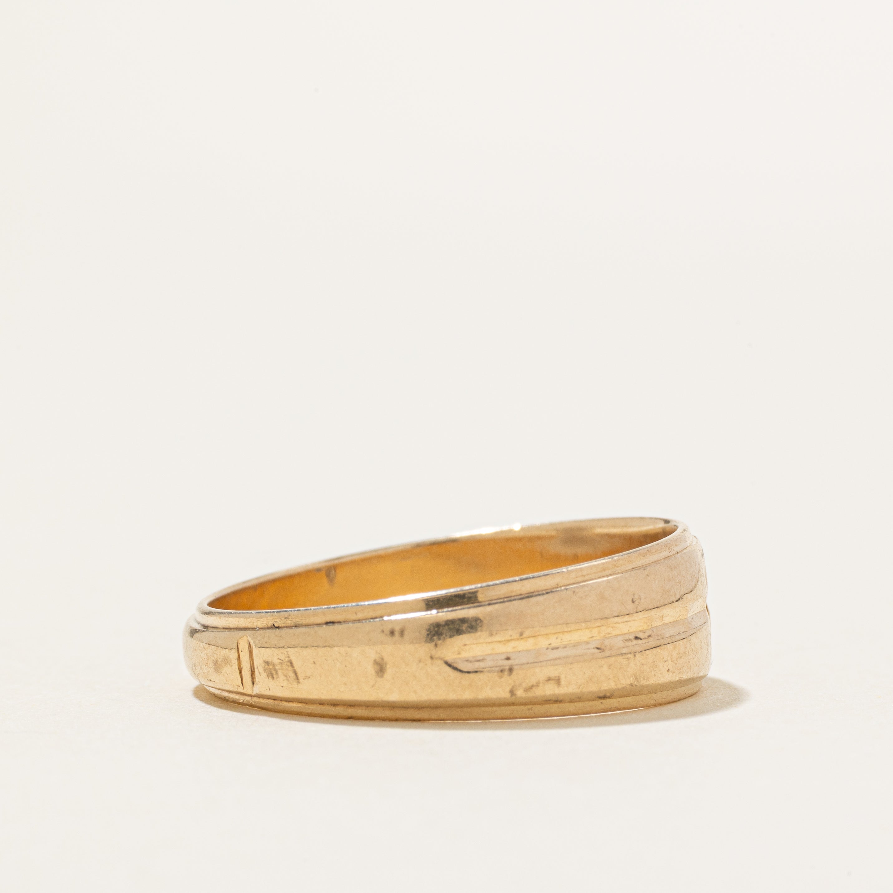 Star Set Diamond Grooved Ring | SZ 10.5